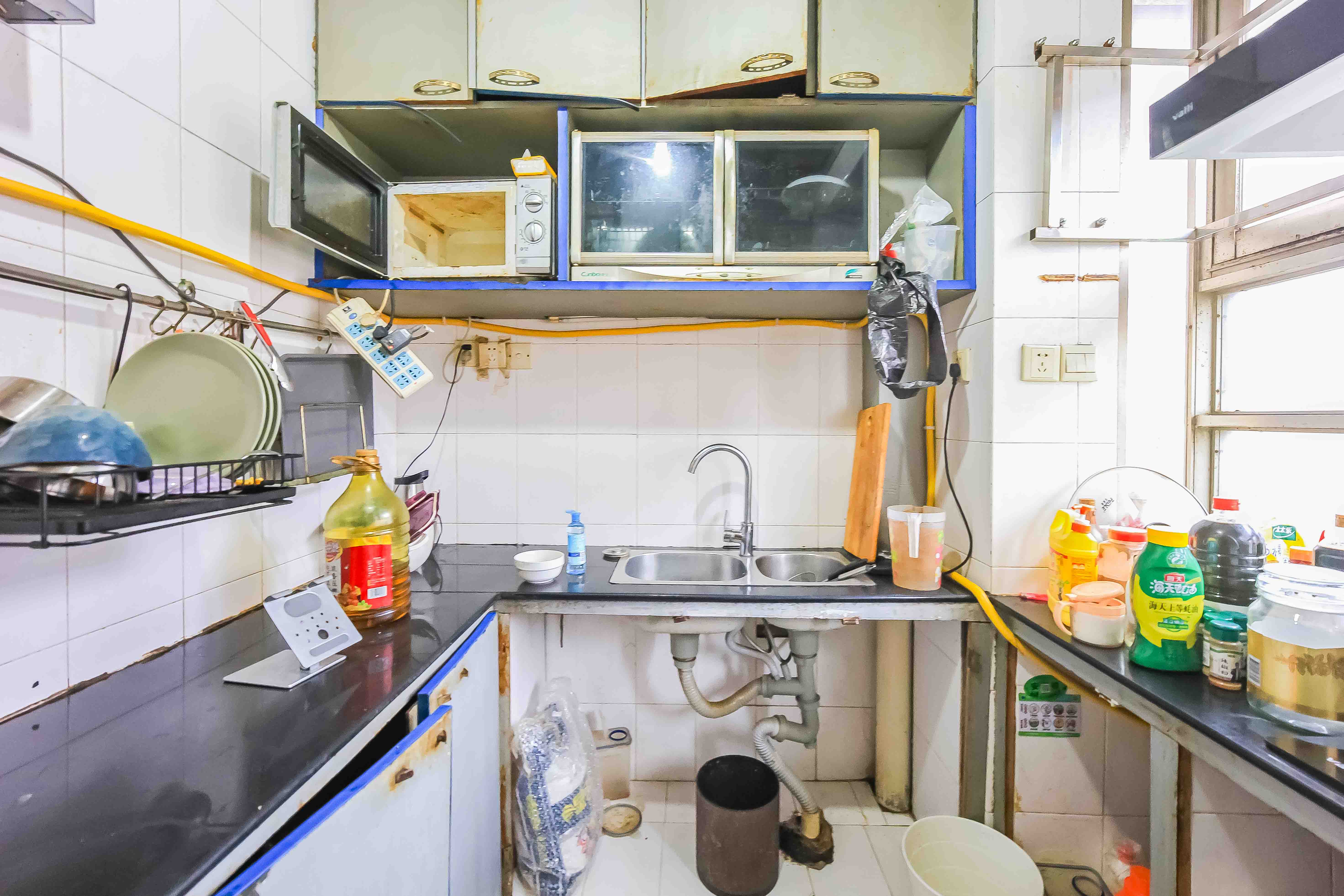 省水院宿舍  3室2厅1卫   155.00万厨房