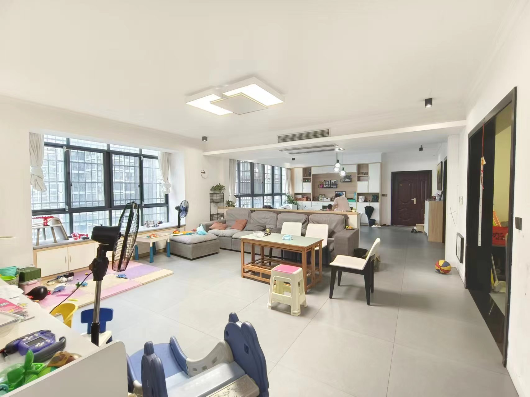 印象华都 4室2厅2卫 75.0万 印象华都 4室2厅2卫 75.0万室内图