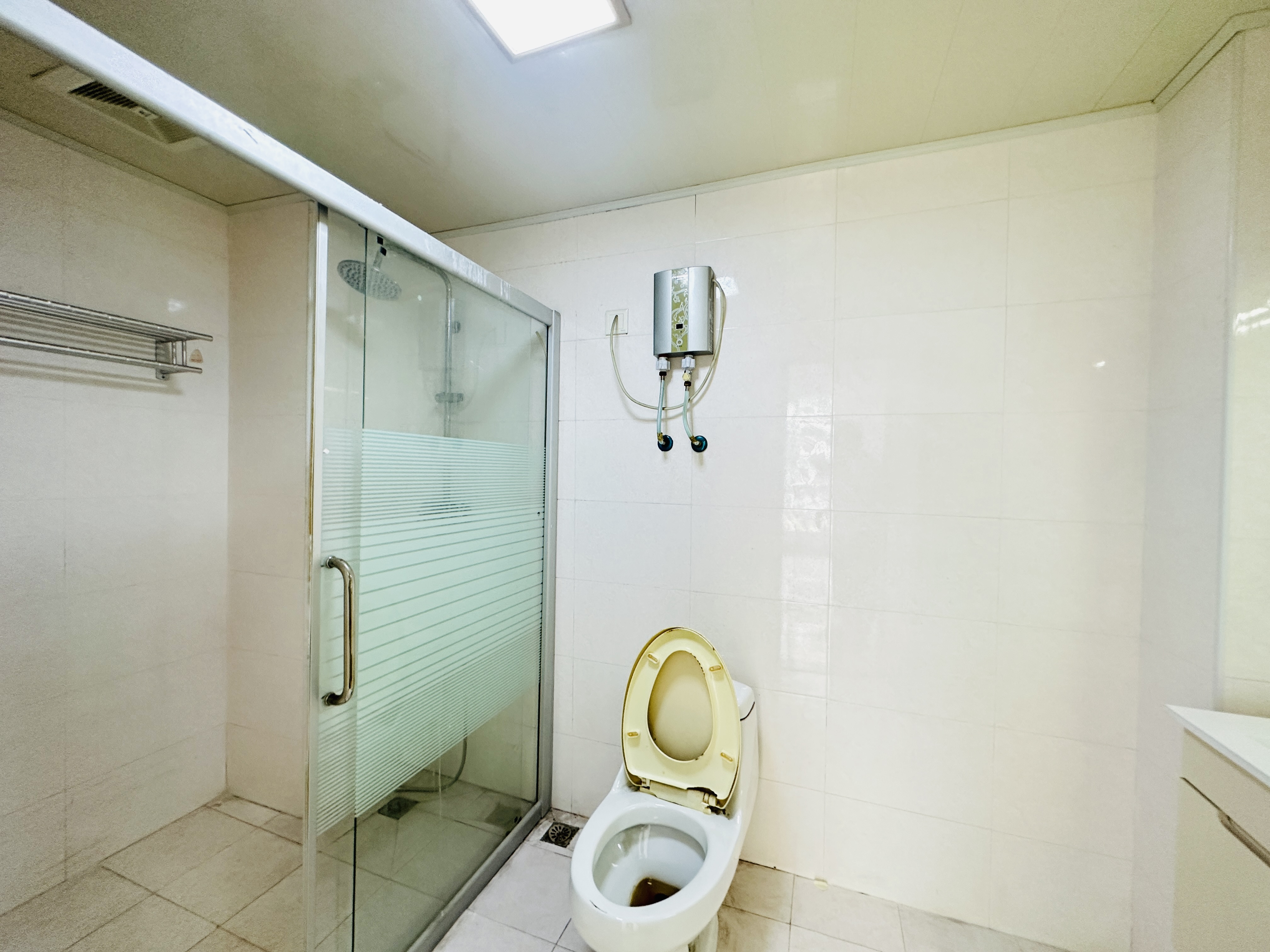 电力明园 3室2厅2卫 126.0万 电力明园 3室2厅2卫 126.0万卫生间