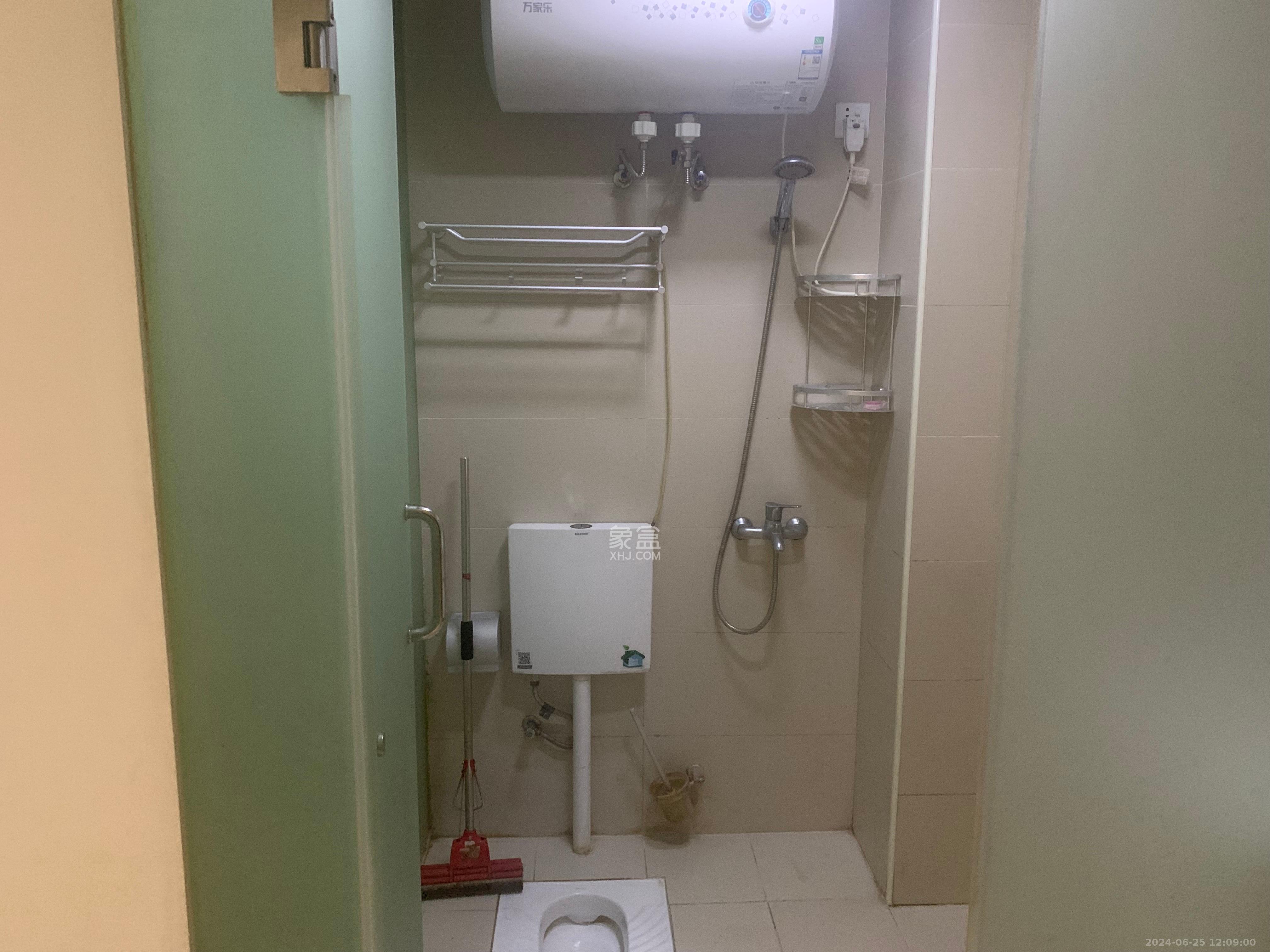 金茂梅溪湖  2室1厅1卫   1800.00元/月室内图
