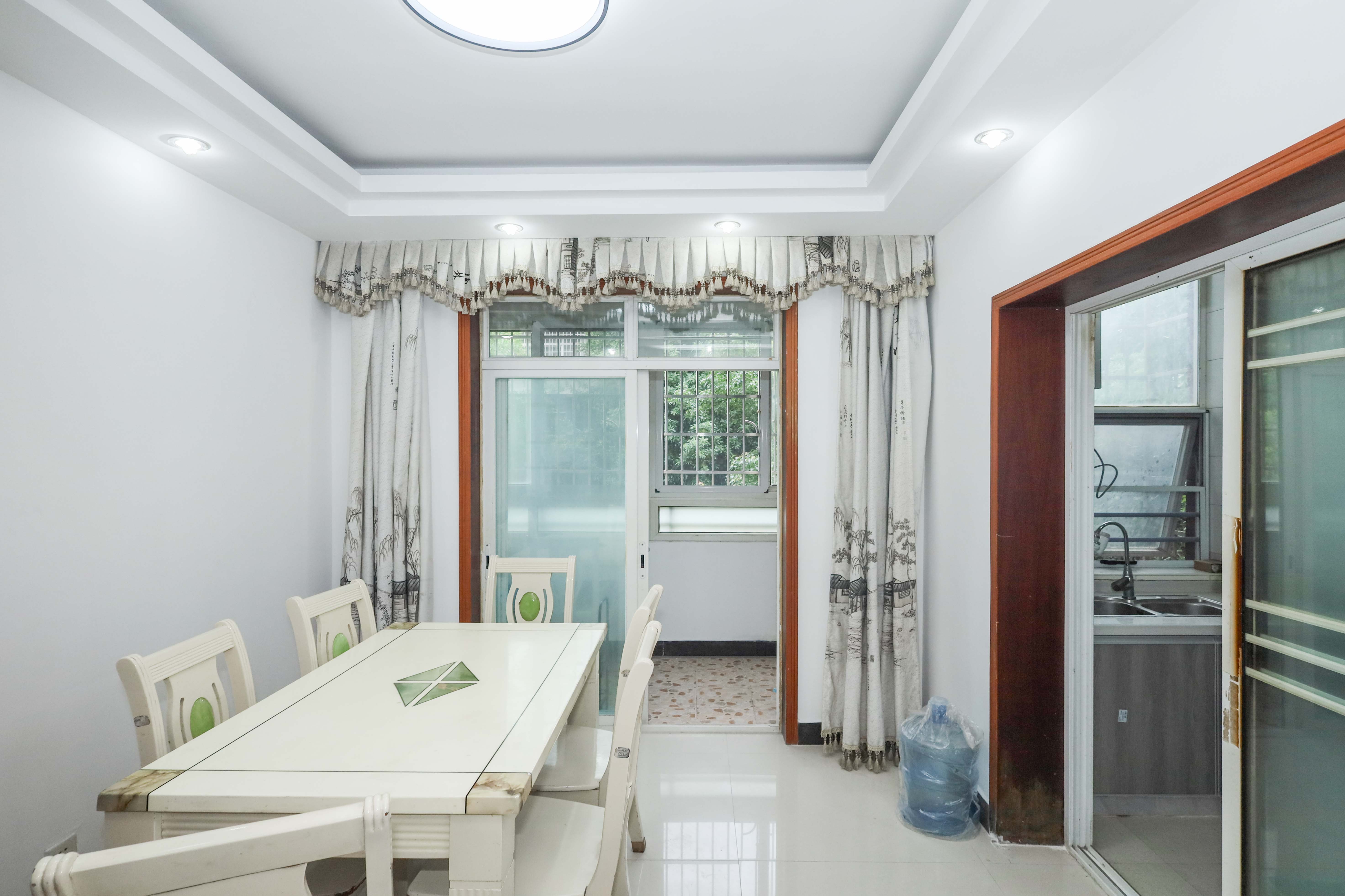 山水英伦 2室2厅1卫 62.0万 山水英伦 2室2厅1卫 62.0万其他