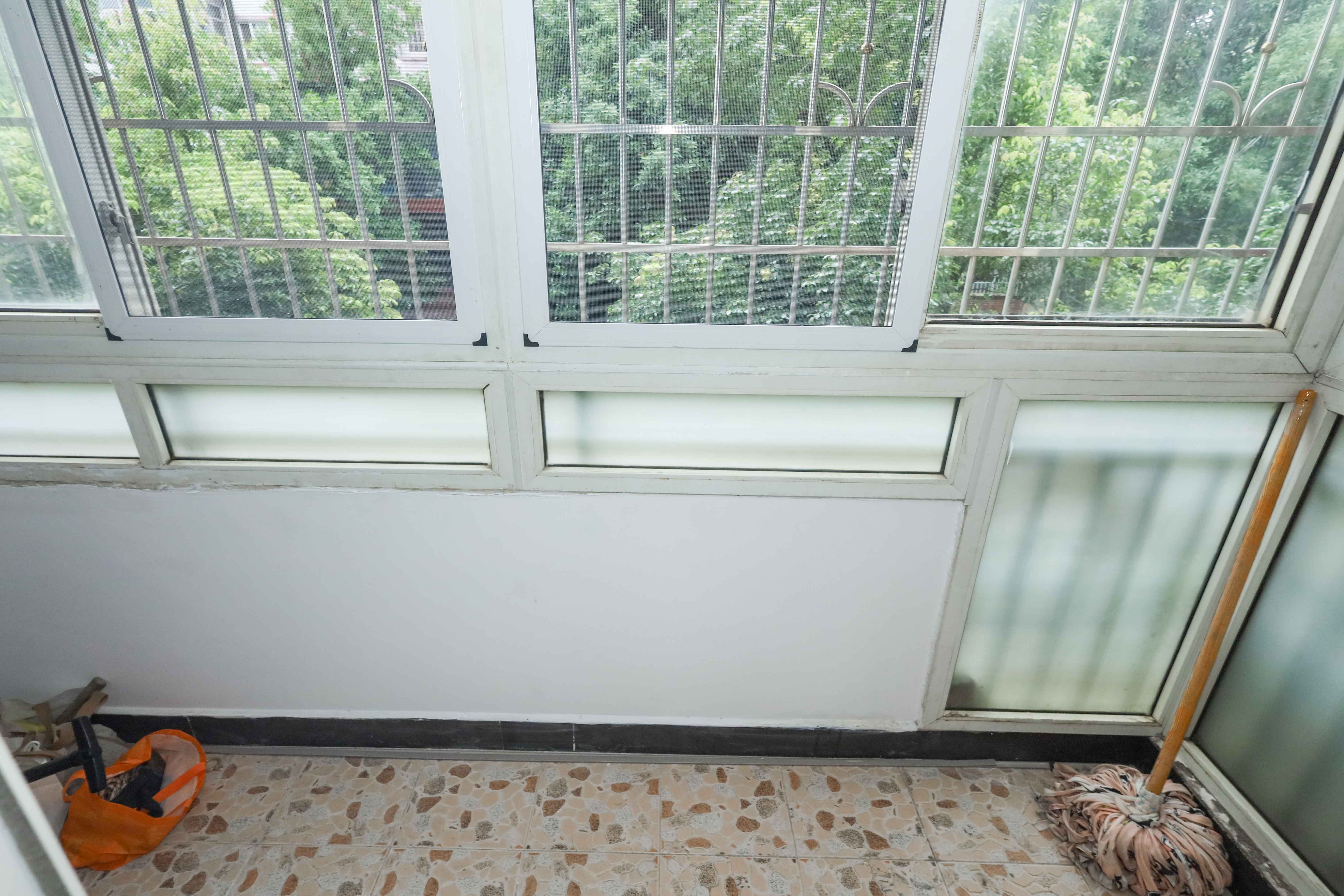 山水英伦 2室2厅1卫 62.0万 山水英伦 2室2厅1卫 62.0万阳台