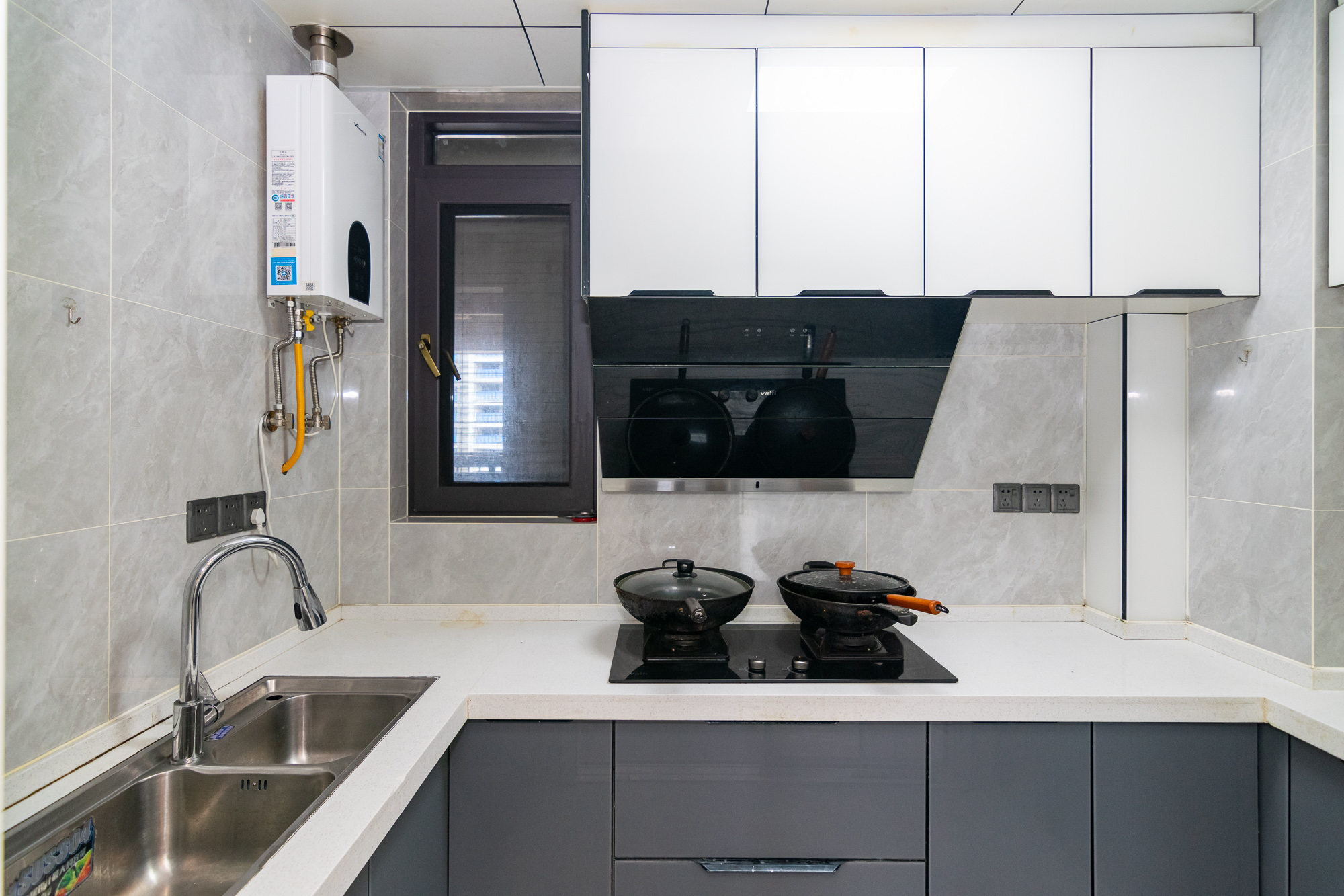 新华联梦想城 3室2厅1卫 78.8万 新华联梦想城 3室2厅1卫 78.8万厨房