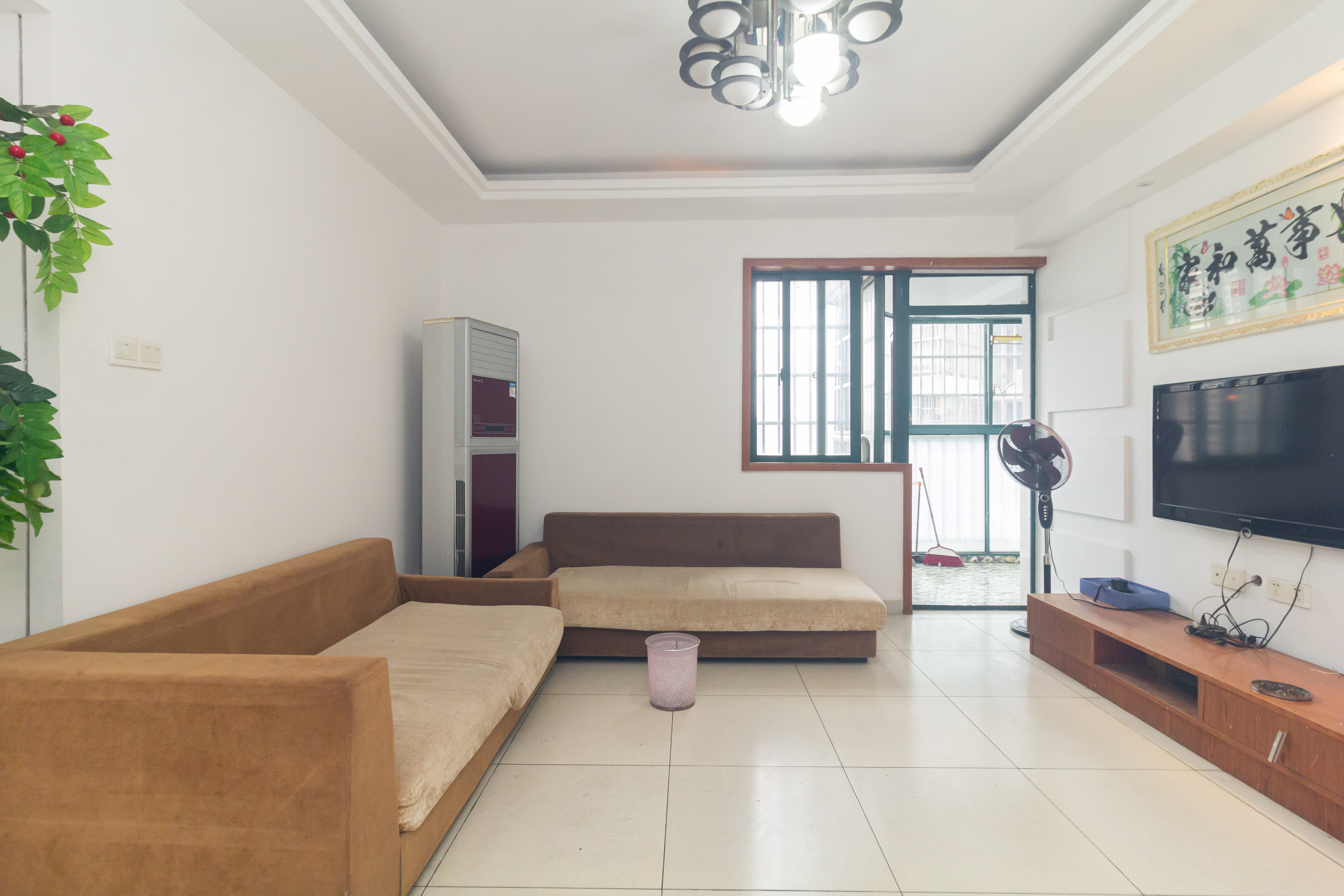 华天LOHO小镇  3室2厅2卫    56.8万 华天LOHO小镇  3室2厅2卫    56.8万