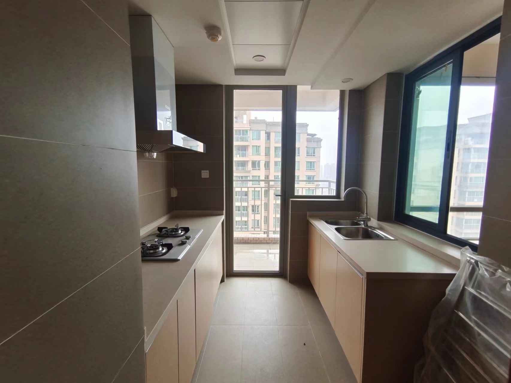 晋合湘水湾三期  3室2厅2卫    107.0万室内图