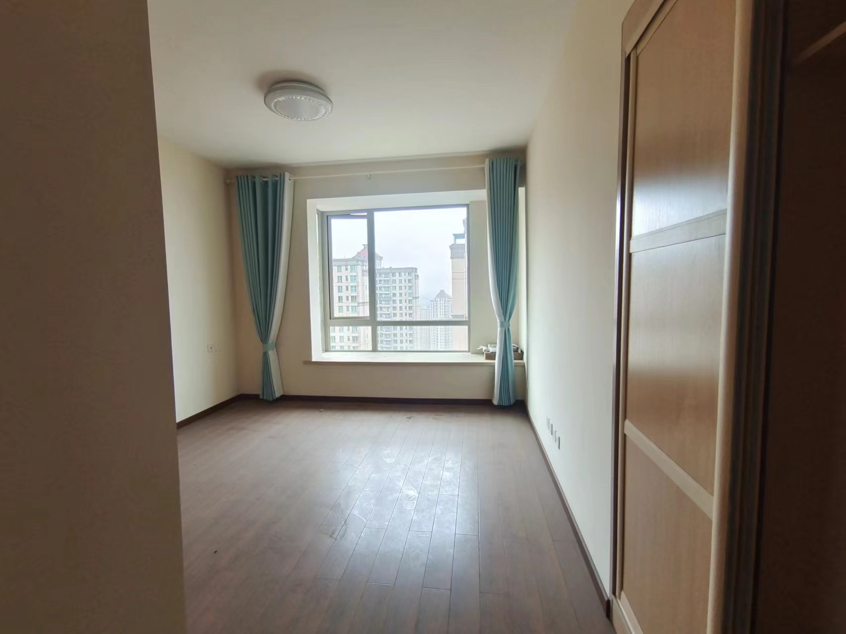 晋合湘水湾三期 3室2厅2卫 107.0万 晋合湘水湾三期 3室2厅2卫 107.0万室内图