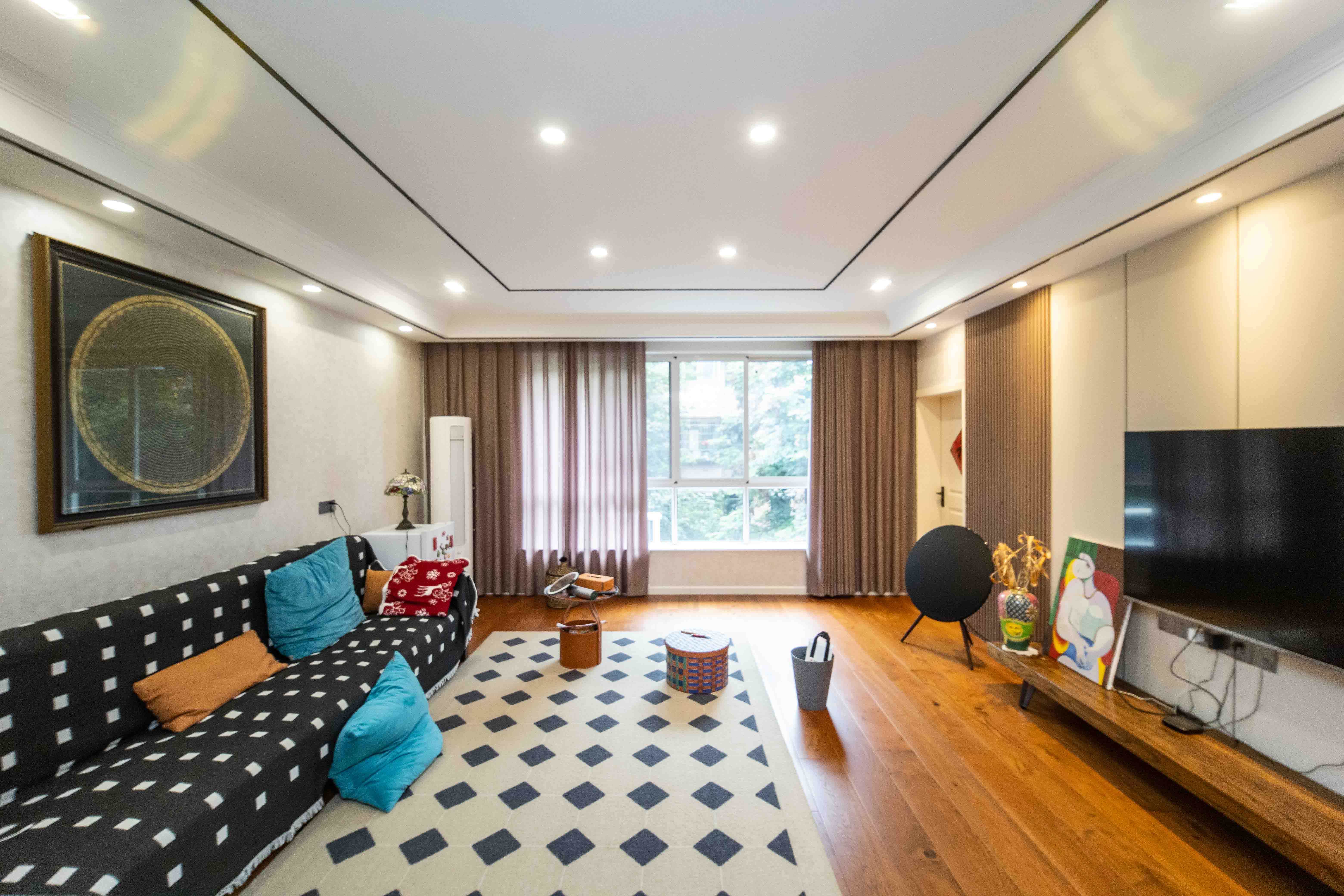 芙蓉公寓 3室2厅2卫 132.0万 芙蓉公寓 3室2厅2卫 132.0万客厅