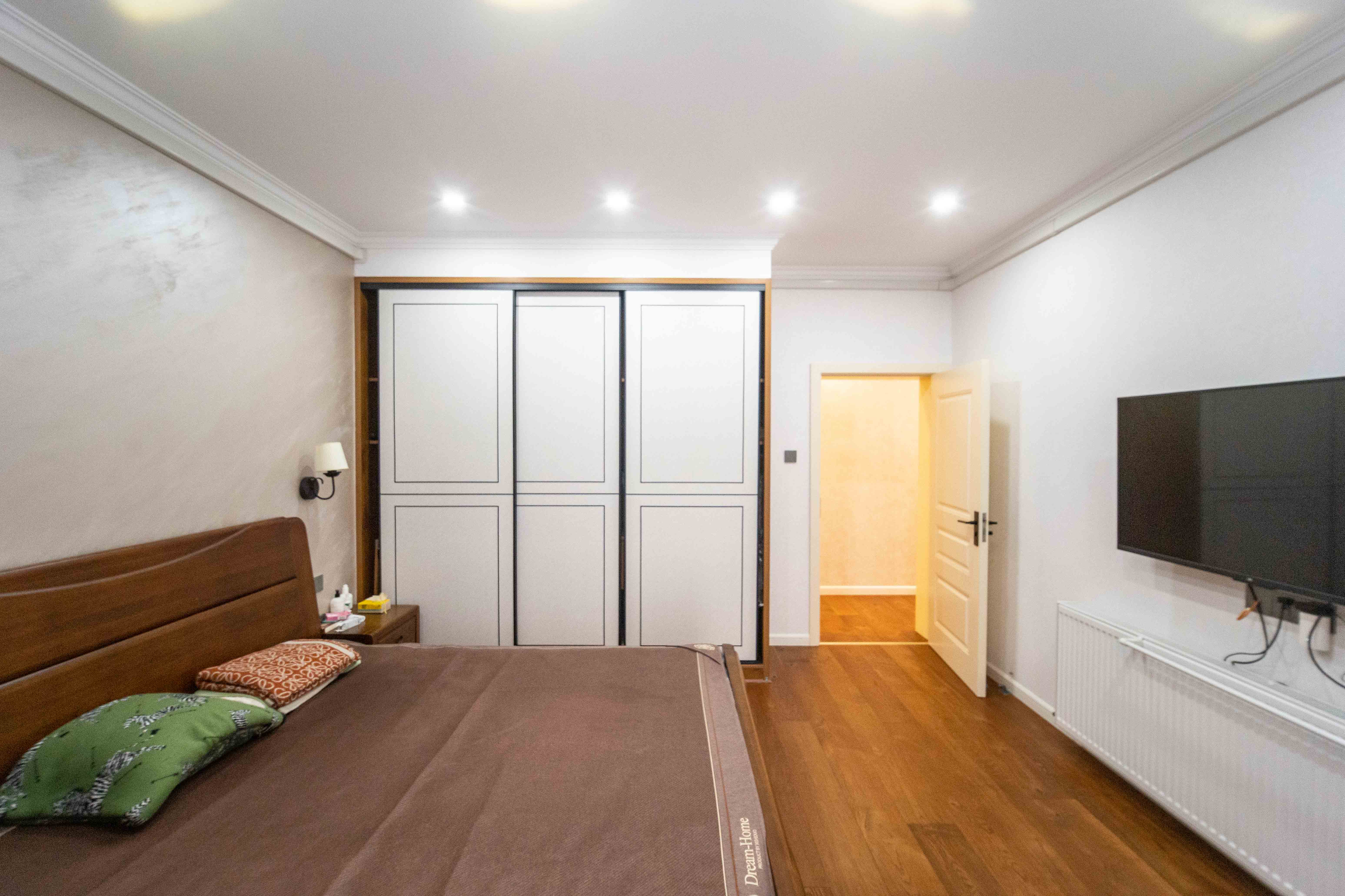 芙蓉公寓 3室2厅2卫 132.0万 芙蓉公寓 3室2厅2卫 132.0万卧室