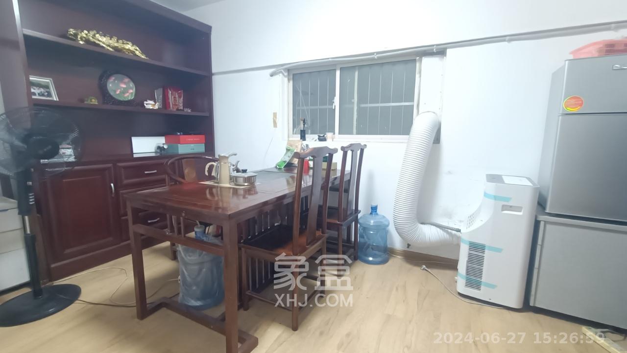 曼哈顿新贵  1室1厅1卫   4500.00元/月室内图