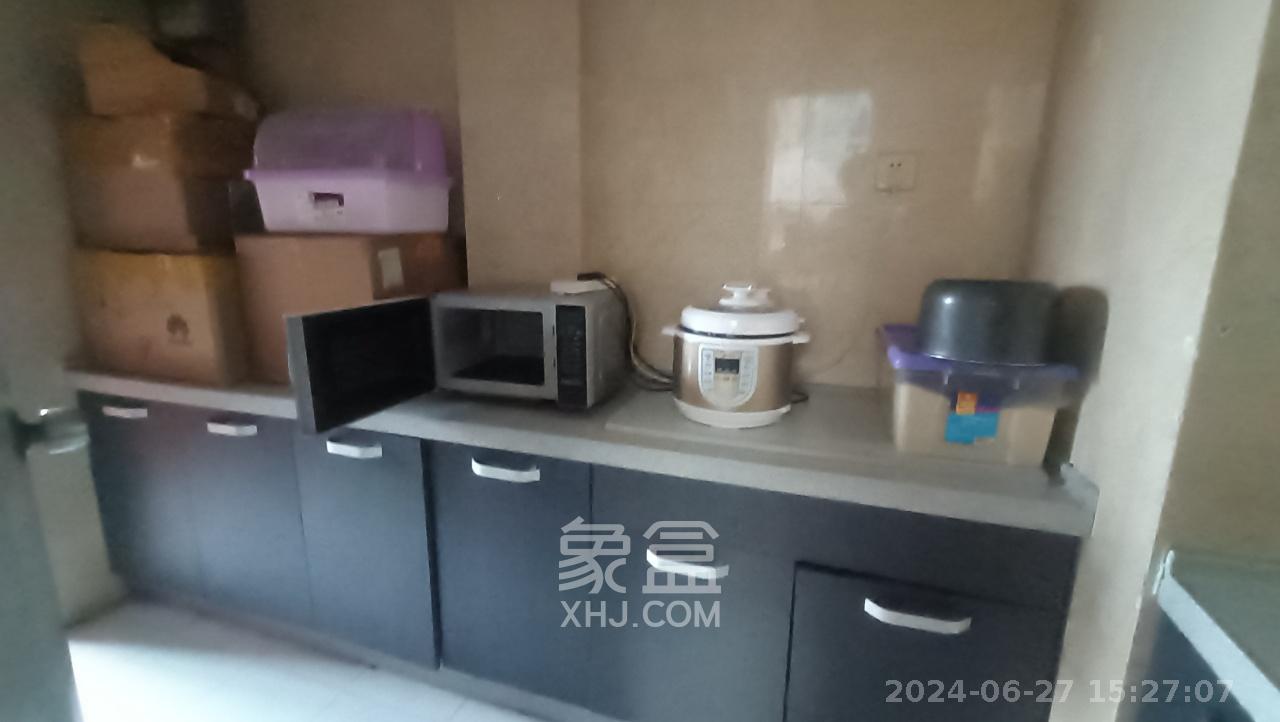 曼哈顿新贵  1室1厅1卫   4500.00元/月室内图