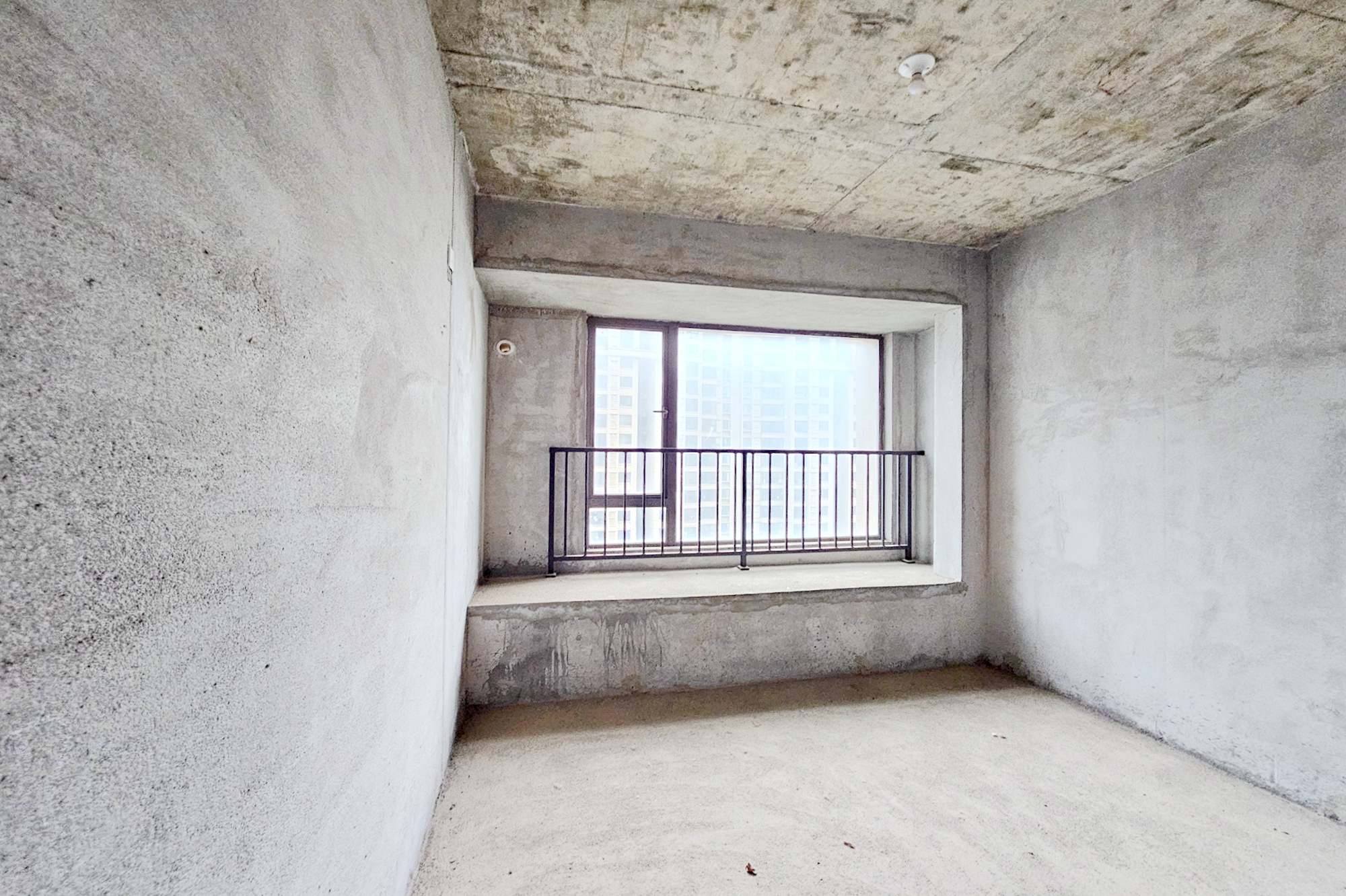 阳光城尚东湾青云苑 3室2厅2卫 93.0万 阳光城尚东湾青云苑 3室2厅2卫 93.0万其他