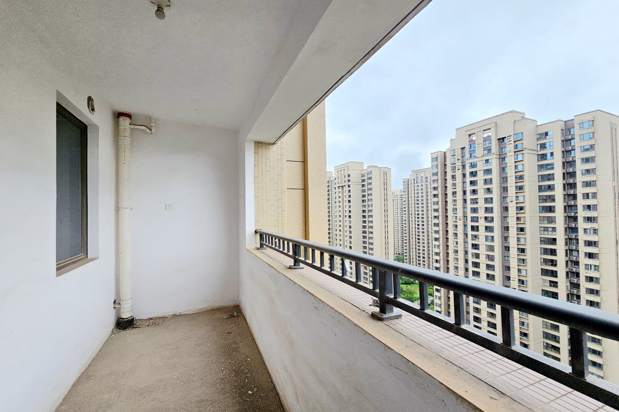 阳光城尚东湾青云苑 3室2厅2卫 93.0万 阳光城尚东湾青云苑 3室2厅2卫 93.0万其他