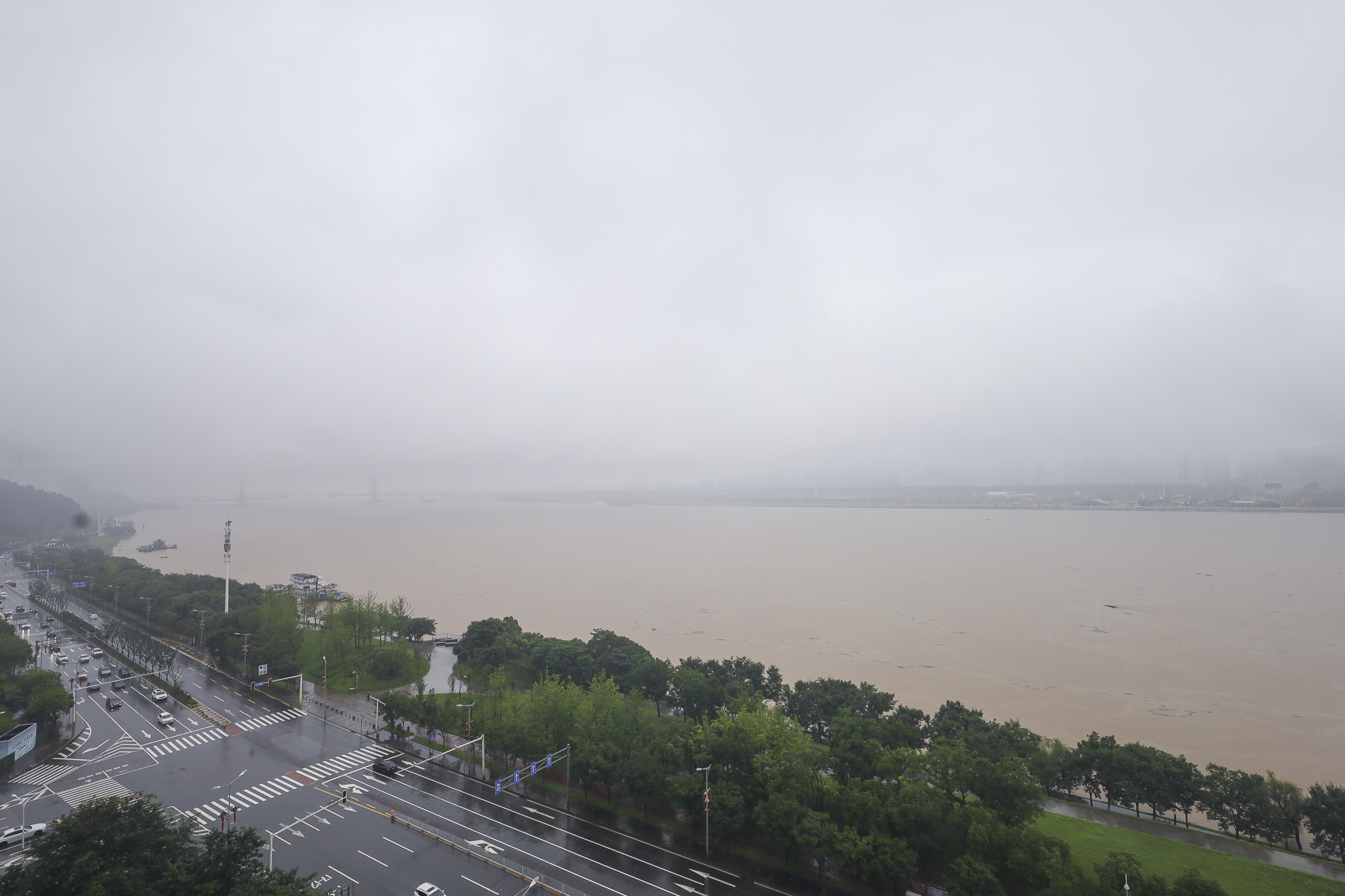 长沙雅居乐花园  4室2厅2卫   177.00万其他