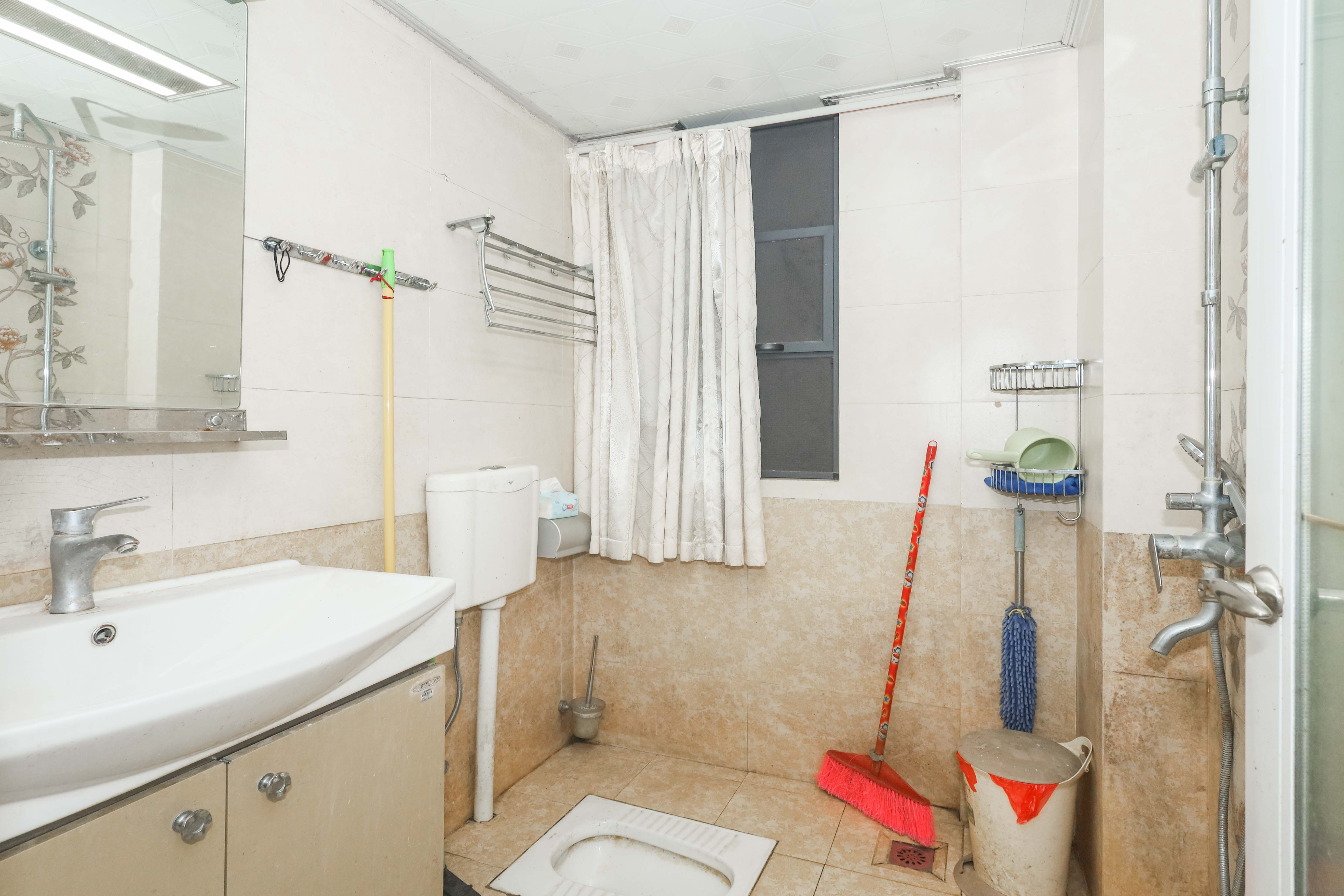 中国铁建梅溪青秀一期 2室2厅1卫 80.0万 中国铁建梅溪青秀一期 2室2厅1卫 80.0万卫生间