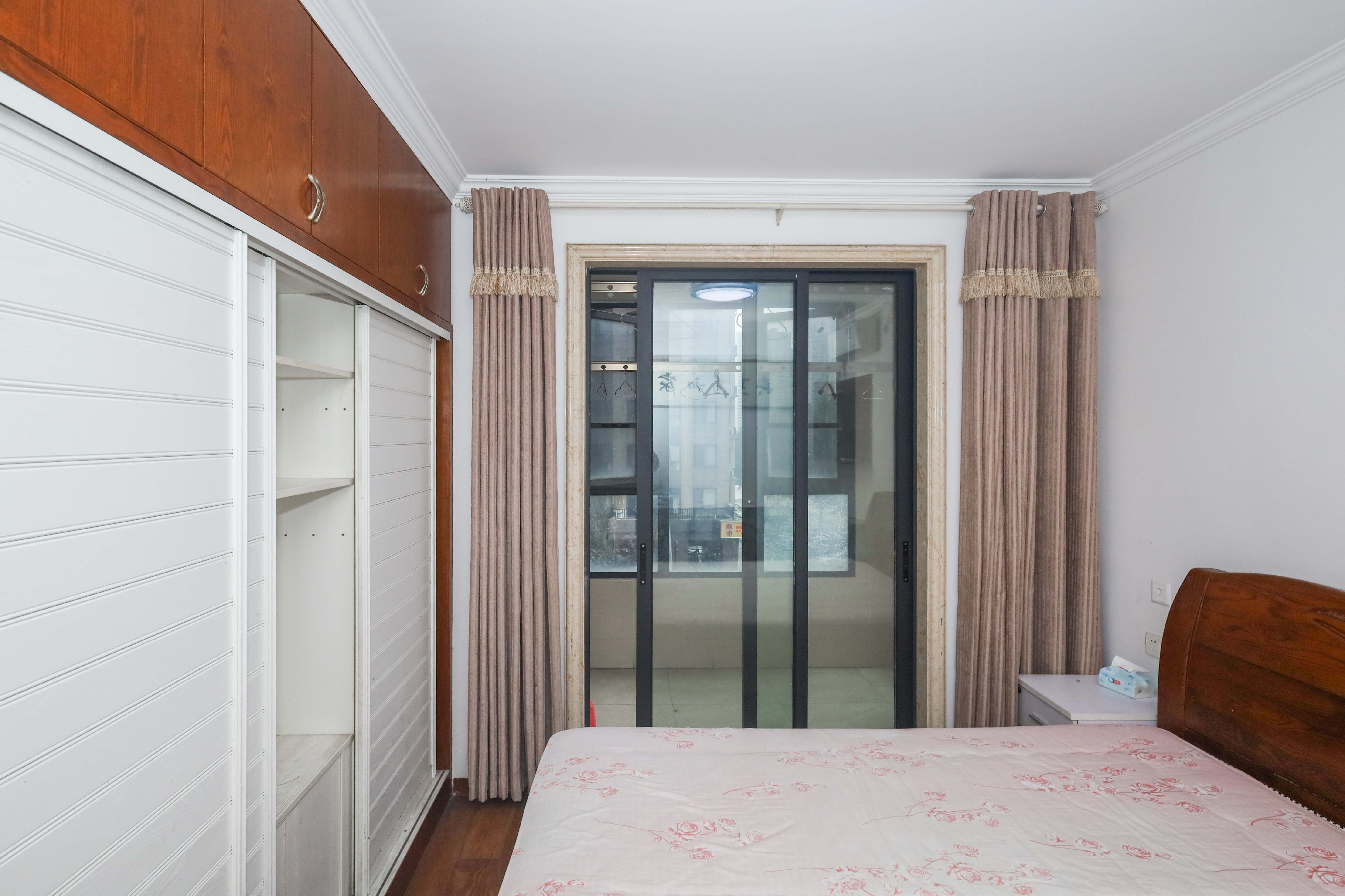 中国铁建梅溪青秀一期 2室2厅1卫 80.0万 中国铁建梅溪青秀一期 2室2厅1卫 80.0万卧室