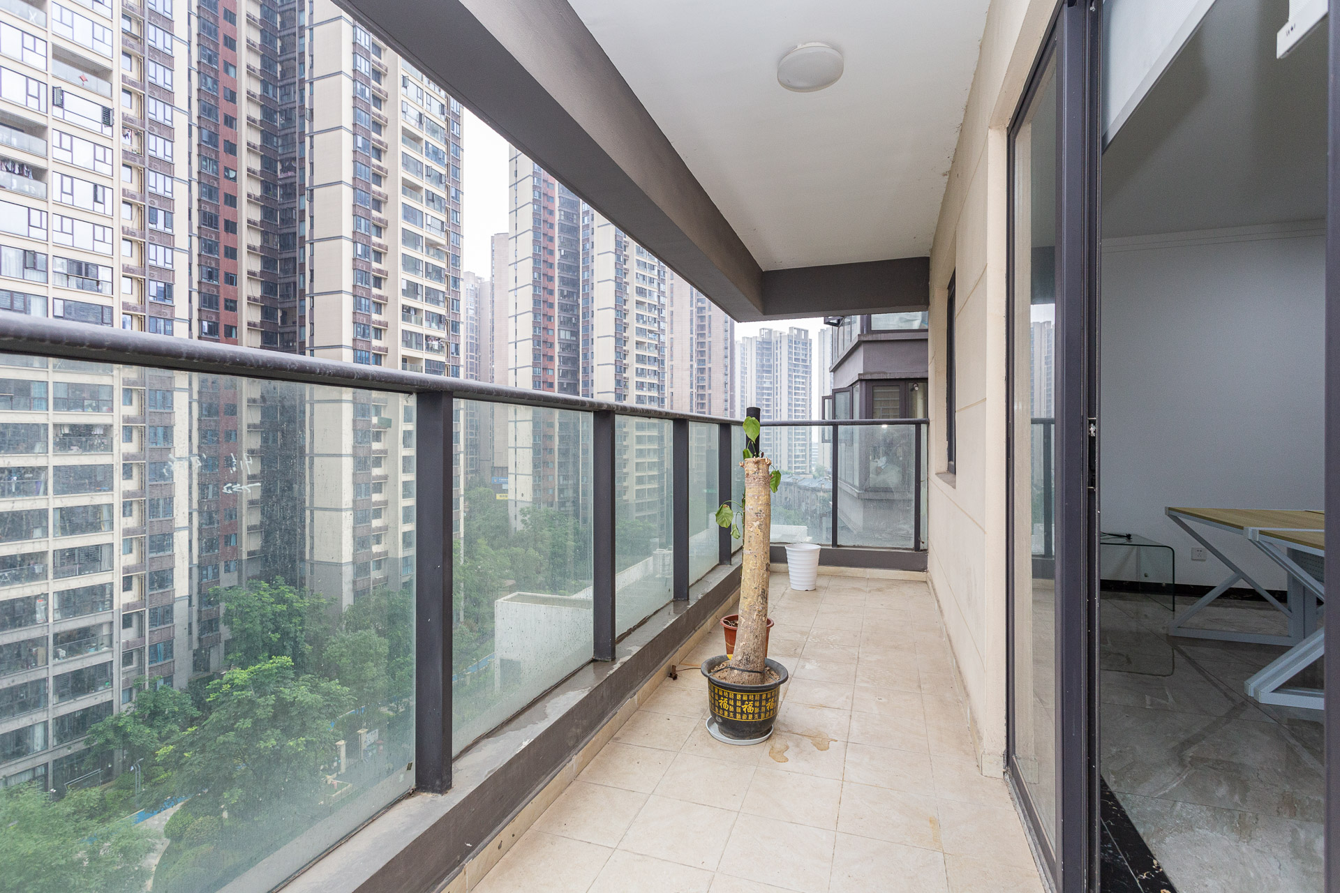 万润滨江天著 1室0厅0卫 135.0万 万润滨江天著 1室0厅0卫 135.0万阳台