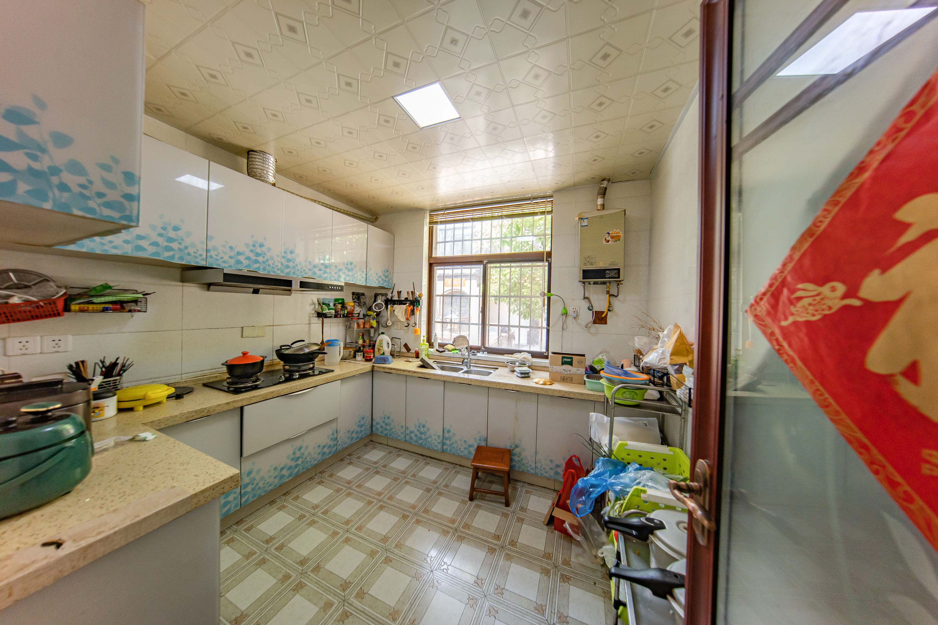 九龙领仕汇 4室4厅4卫 348.0万 九龙领仕汇 4室4厅4卫 348.0万厨房