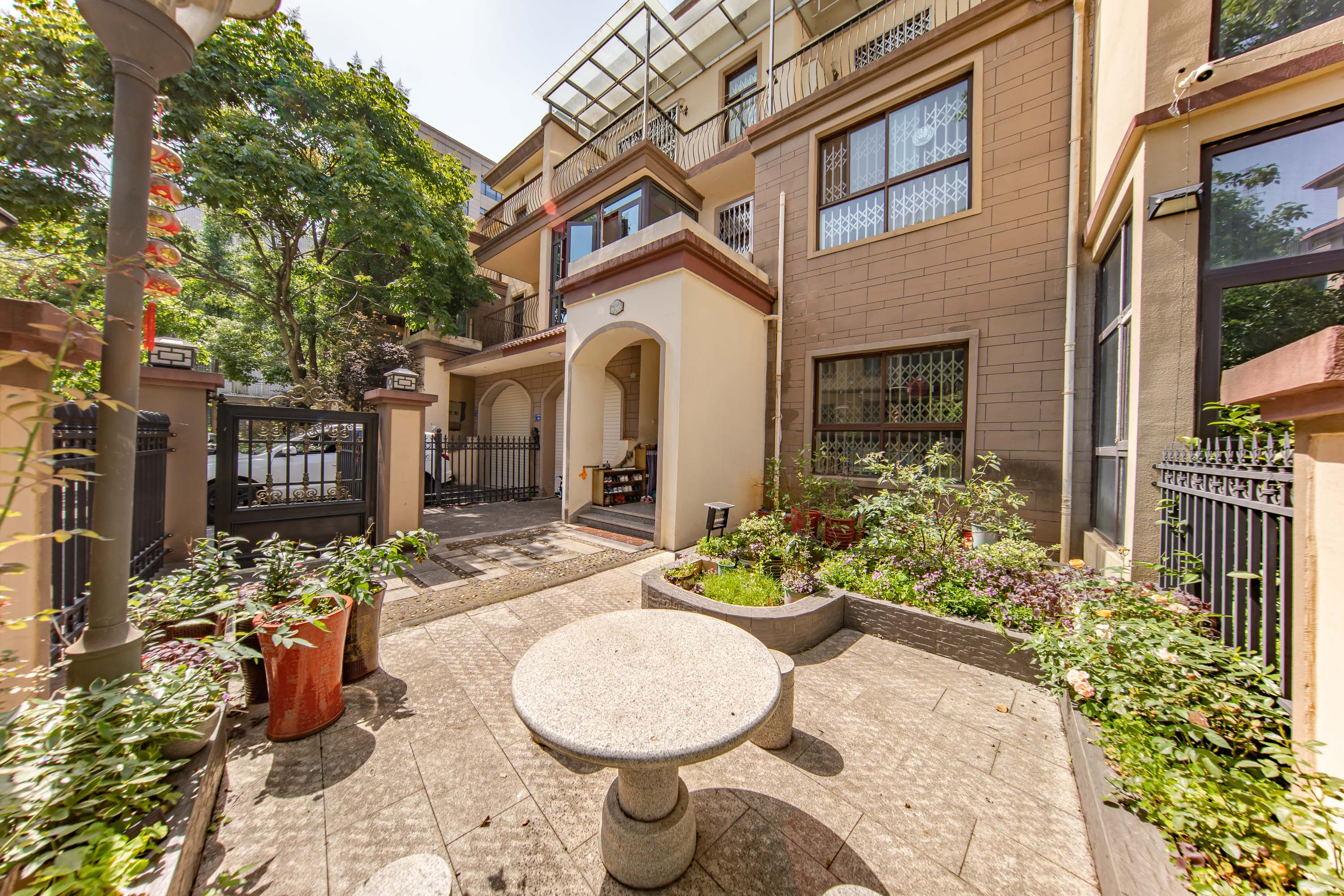 九龙领仕汇 4室4厅4卫 348.0万 九龙领仕汇 4室4厅4卫 348.0万其他