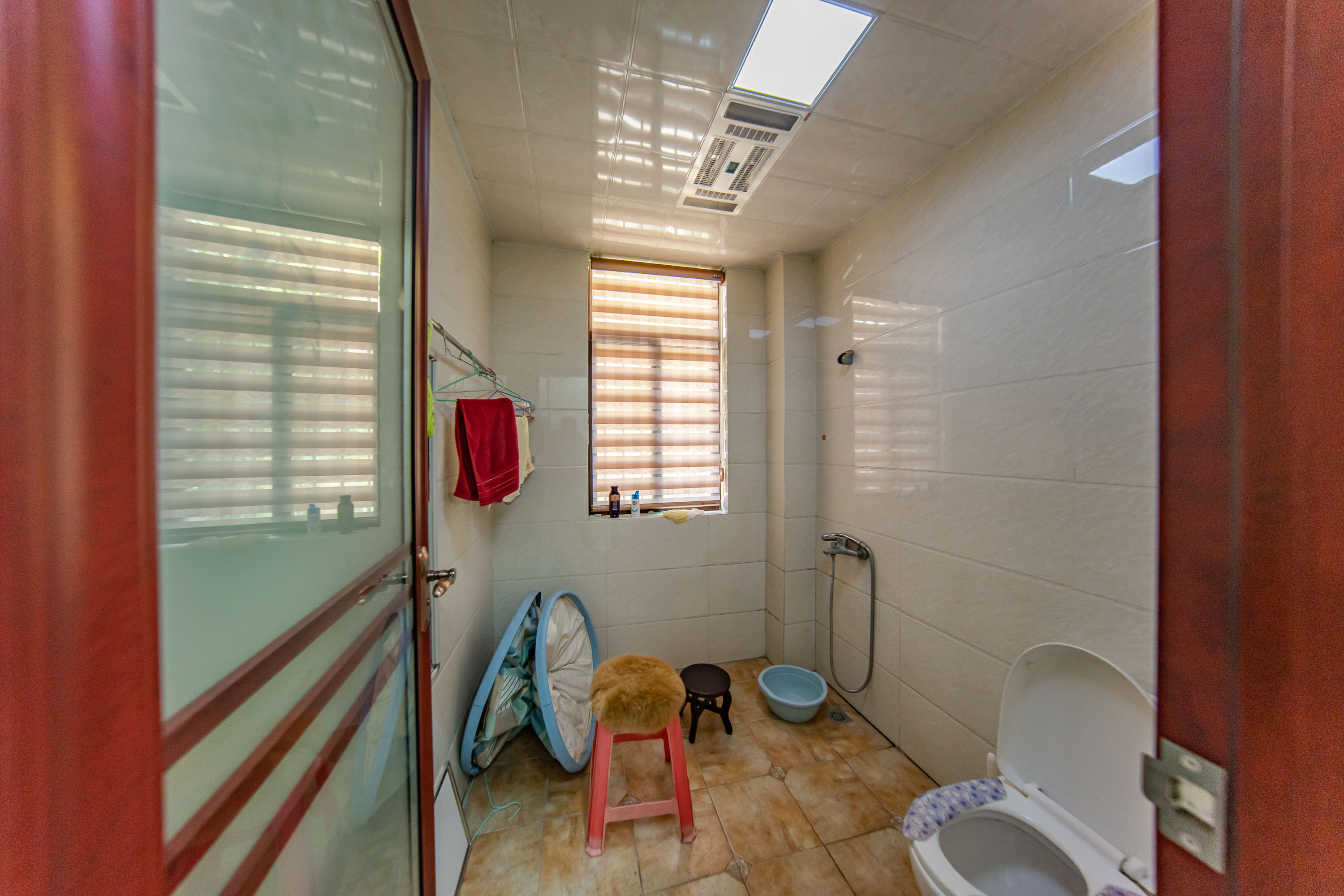 九龙领仕汇 4室4厅4卫 348.0万 九龙领仕汇 4室4厅4卫 348.0万卫生间