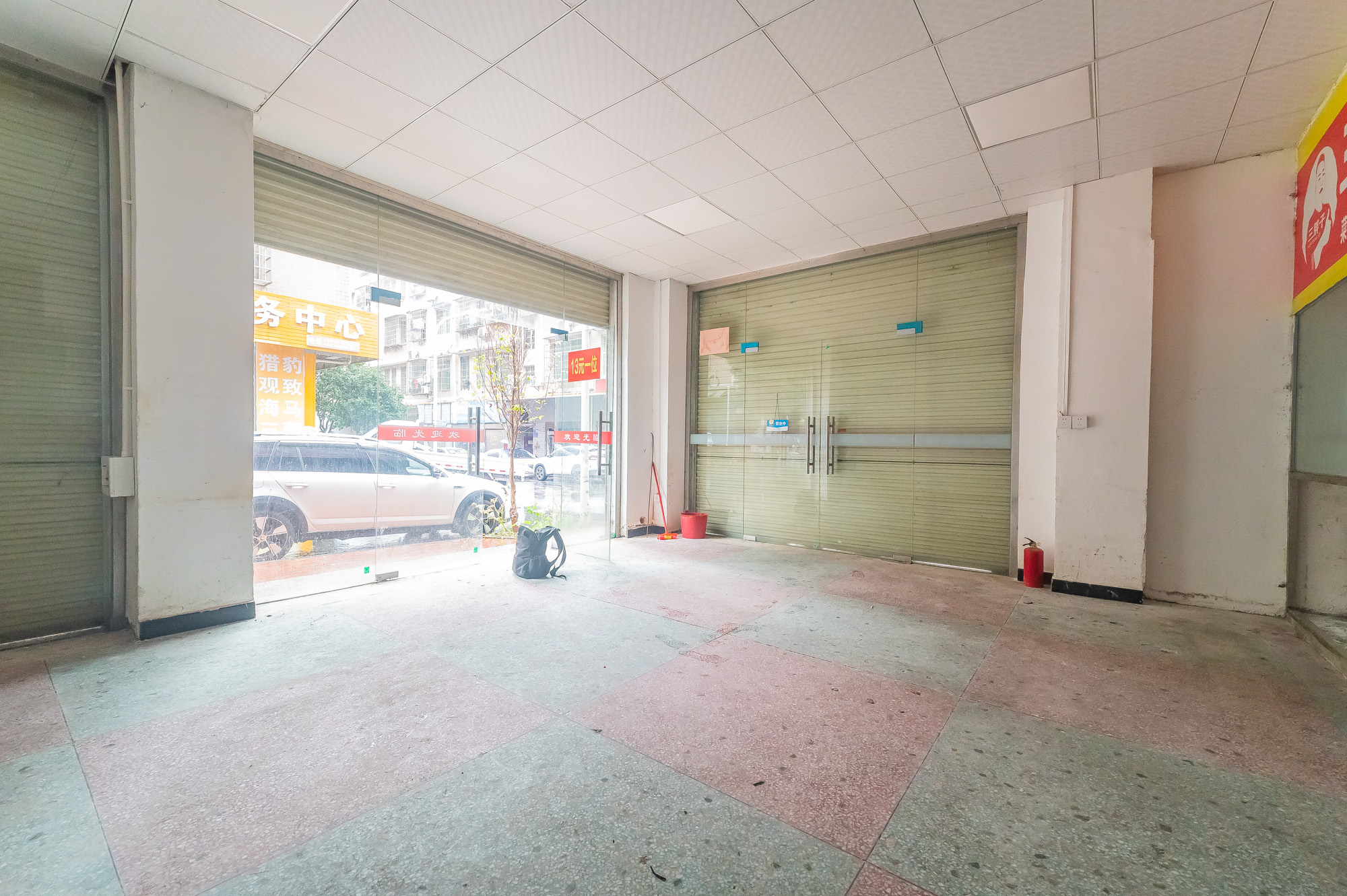 松雅安置小区 15室4厅10卫 268.0万 松雅安置小区 15室4厅10卫 268.0万其他