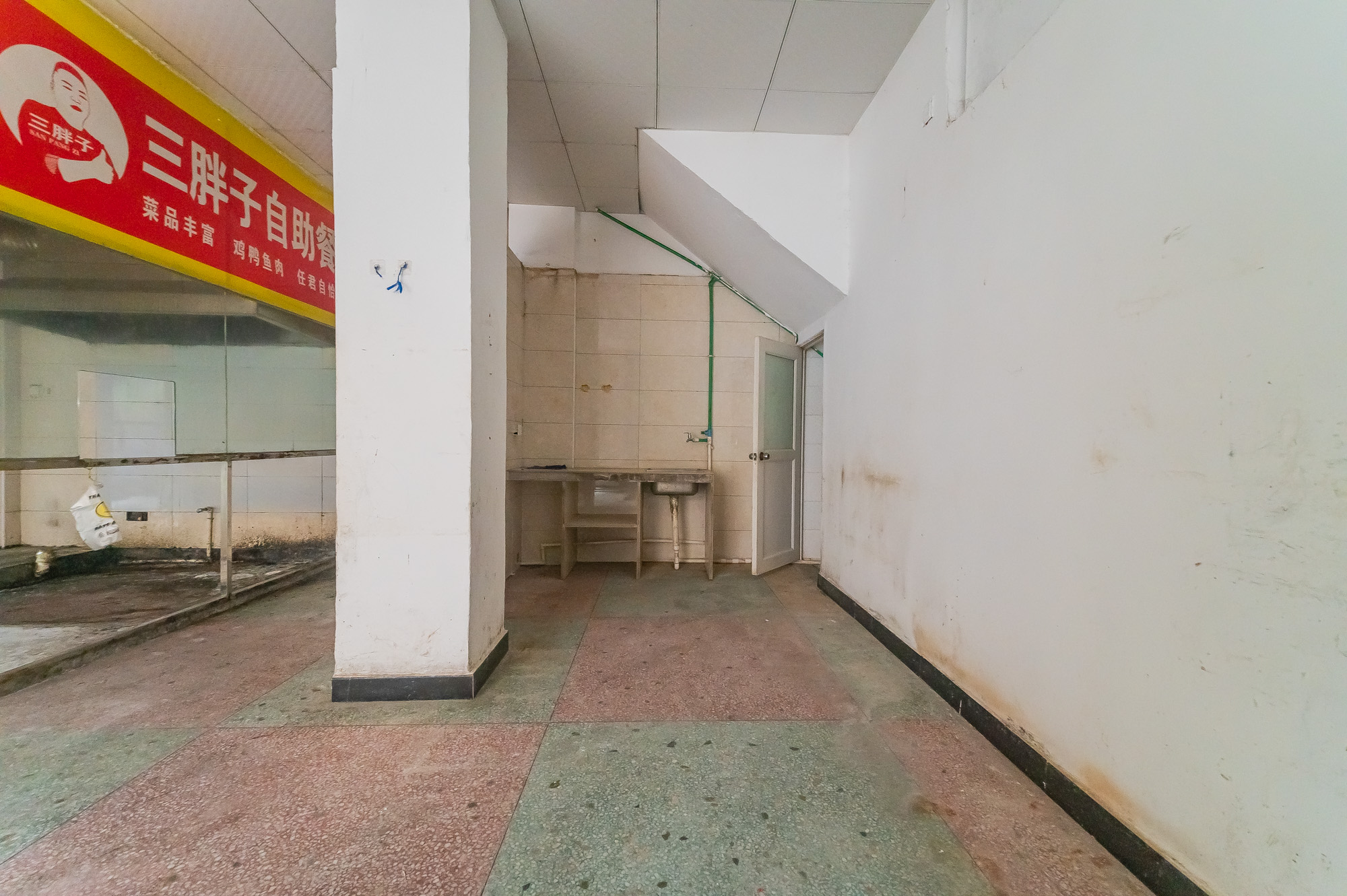 松雅安置小区 15室4厅10卫 268.0万 松雅安置小区 15室4厅10卫 268.0万其他