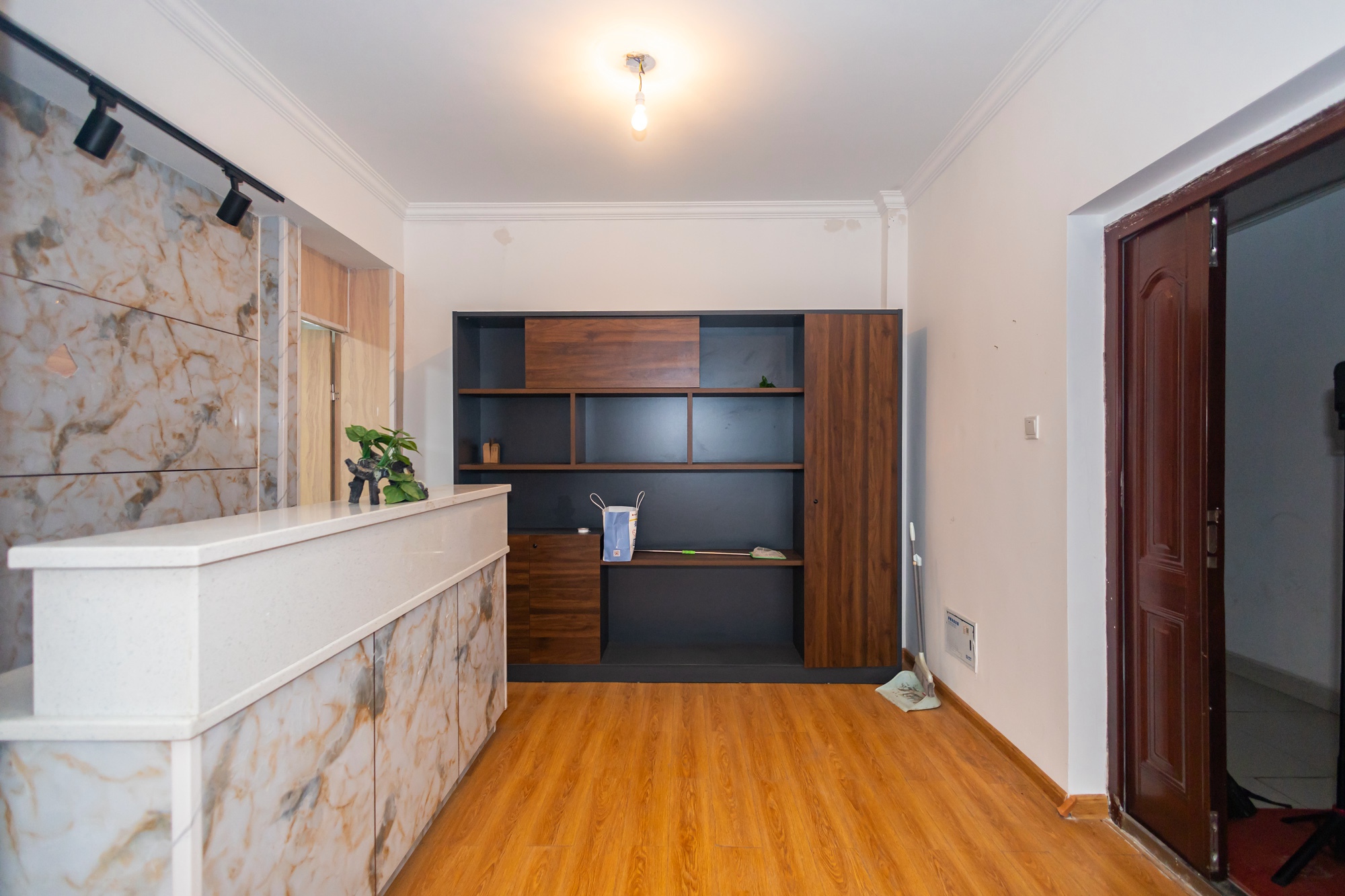 财富港湾(绿领大厦) 3室2厅2卫 86.0万 财富港湾(绿领大厦) 3室2厅2卫 86.0万其他