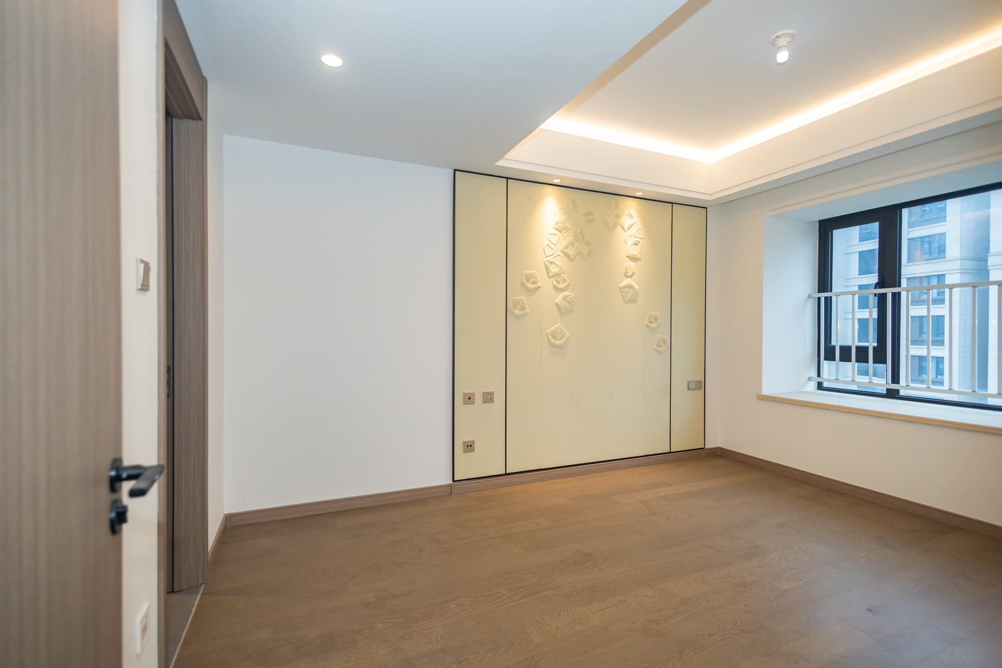 东原麓印长江A区 3室2厅2卫 120.0万 东原麓印长江A区 3室2厅2卫 120.0万卧室