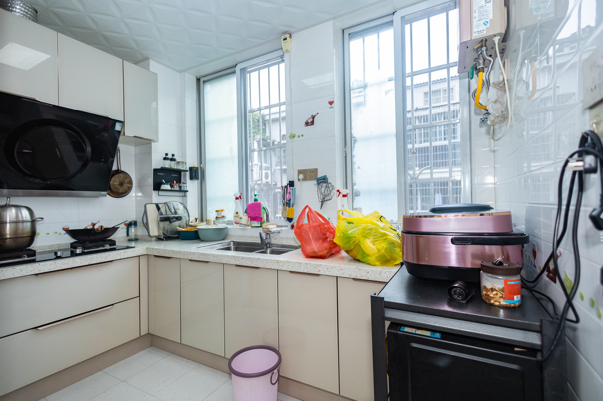 湘绣城  2室2厅1卫    42.8万 湘绣城  2室2厅1卫    42.8万厨房