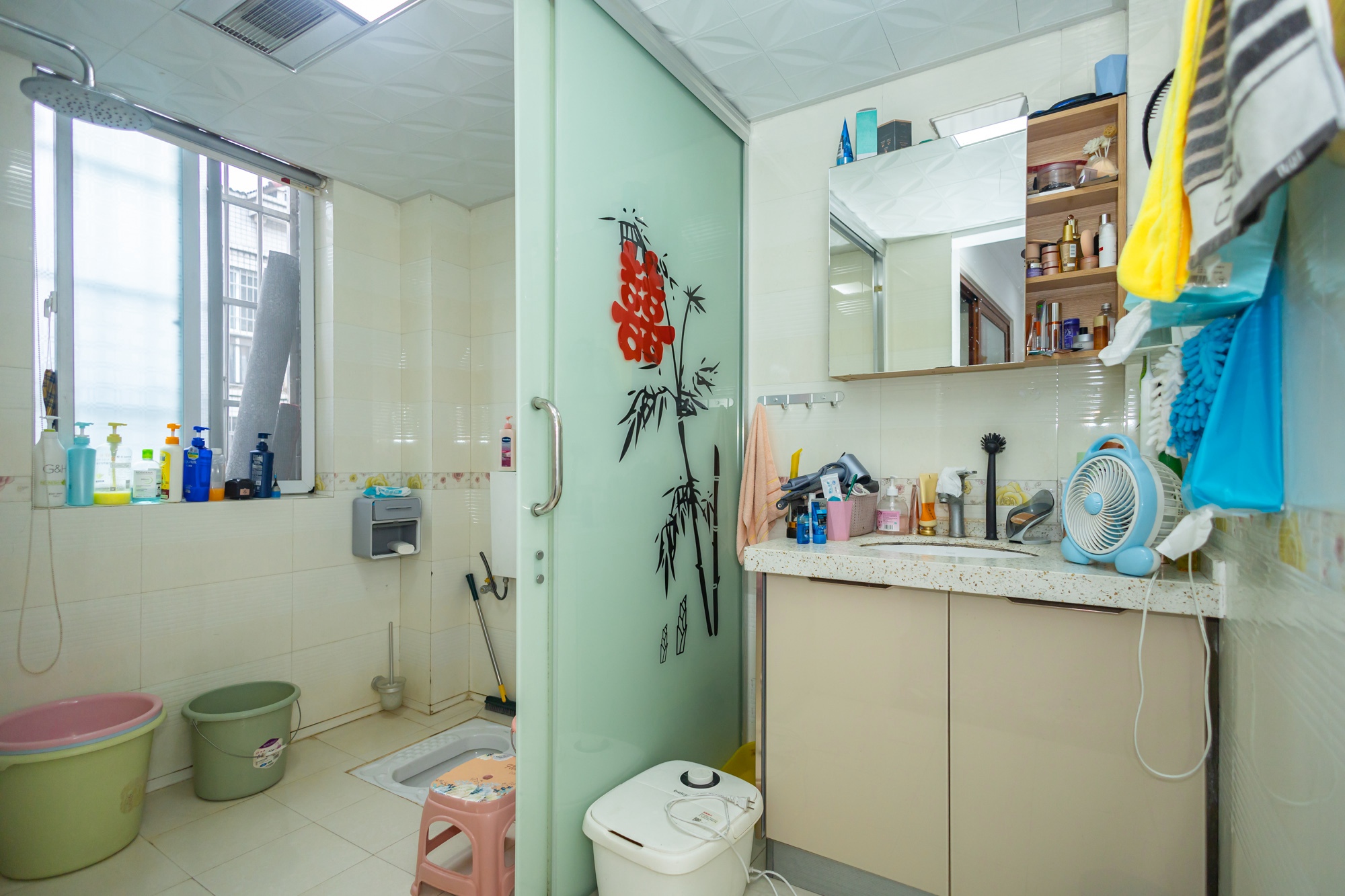 湘绣城  2室2厅1卫    42.8万 湘绣城  2室2厅1卫    42.8万卫生间