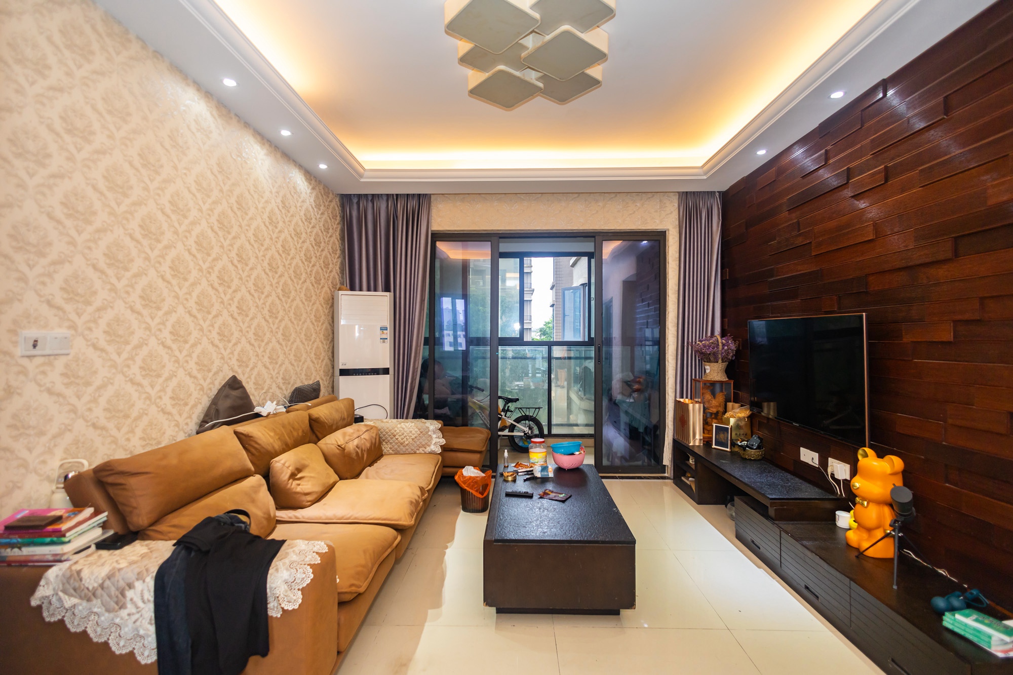 旺德府恺悦国际  3室2厅2卫    65.8万 旺德府恺悦国际  3室2厅2卫    65.8万客厅