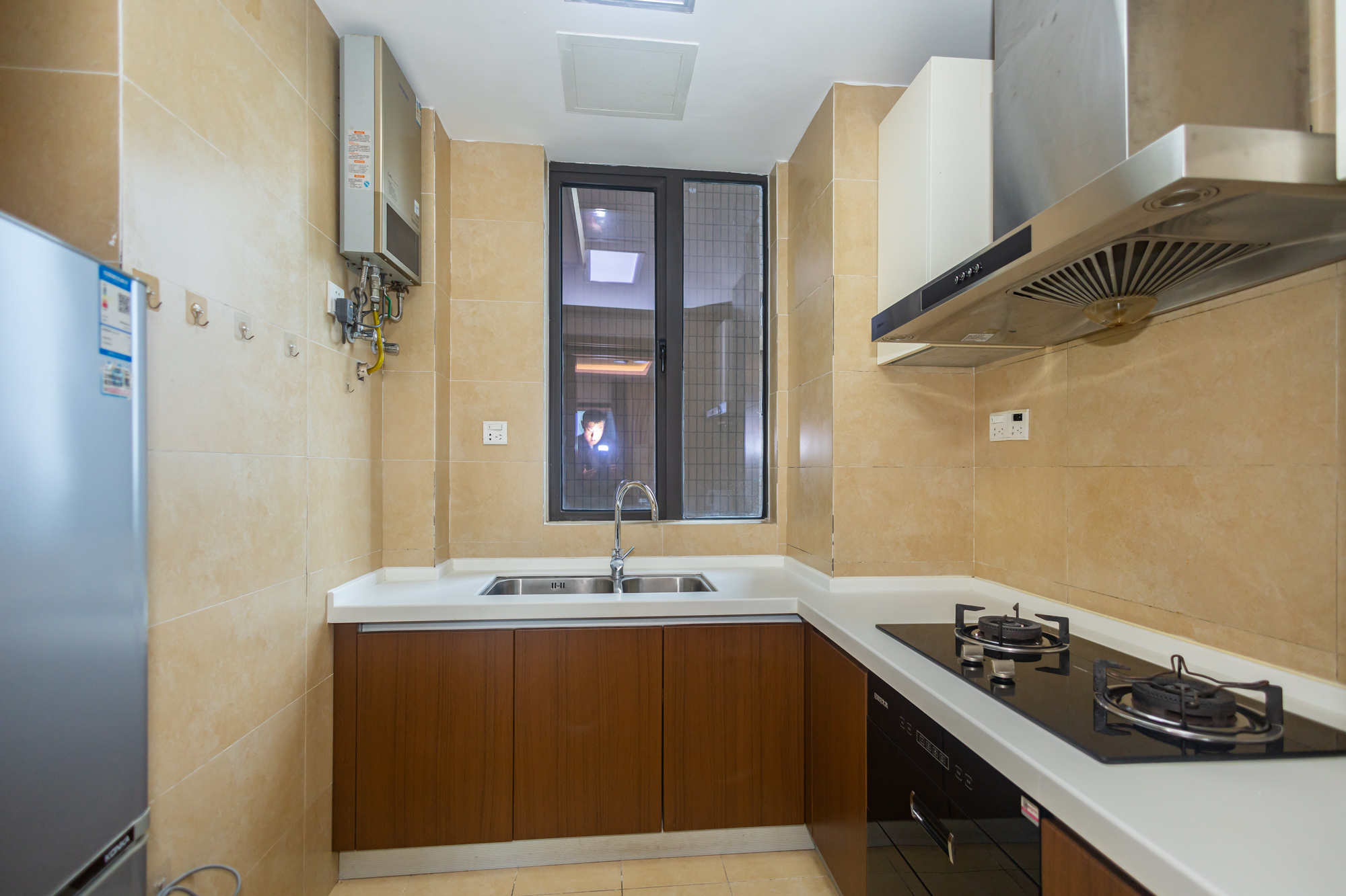 旺德府恺悦国际  3室2厅2卫    82.0万 旺德府恺悦国际  3室2厅2卫    82.0万厨房