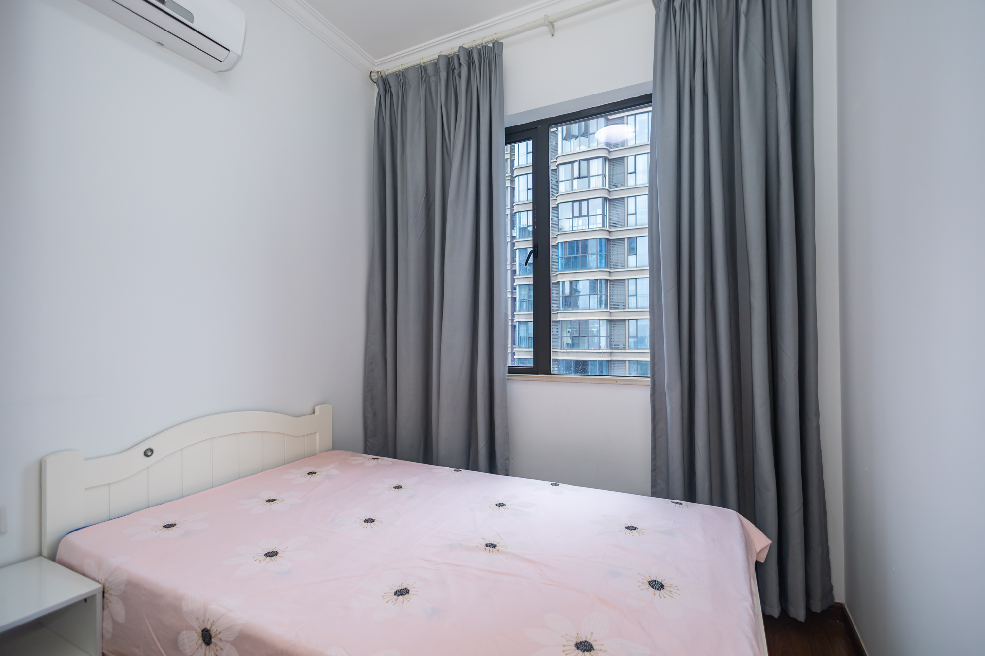 旺德府恺悦国际  3室2厅2卫    82.0万 旺德府恺悦国际  3室2厅2卫    82.0万卧室