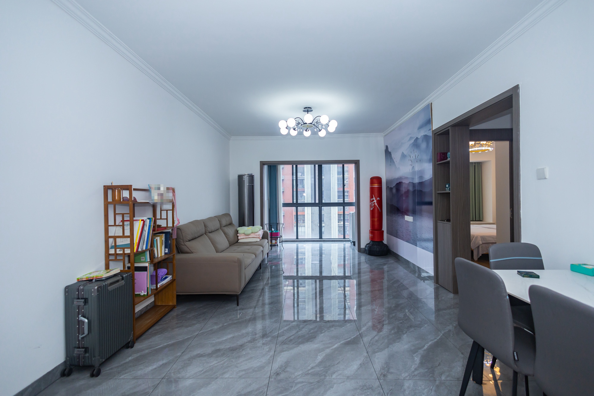 华润凤凰城二期 2室2厅1卫 85.0万 华润凤凰城二期 2室2厅1卫 85.0万客厅