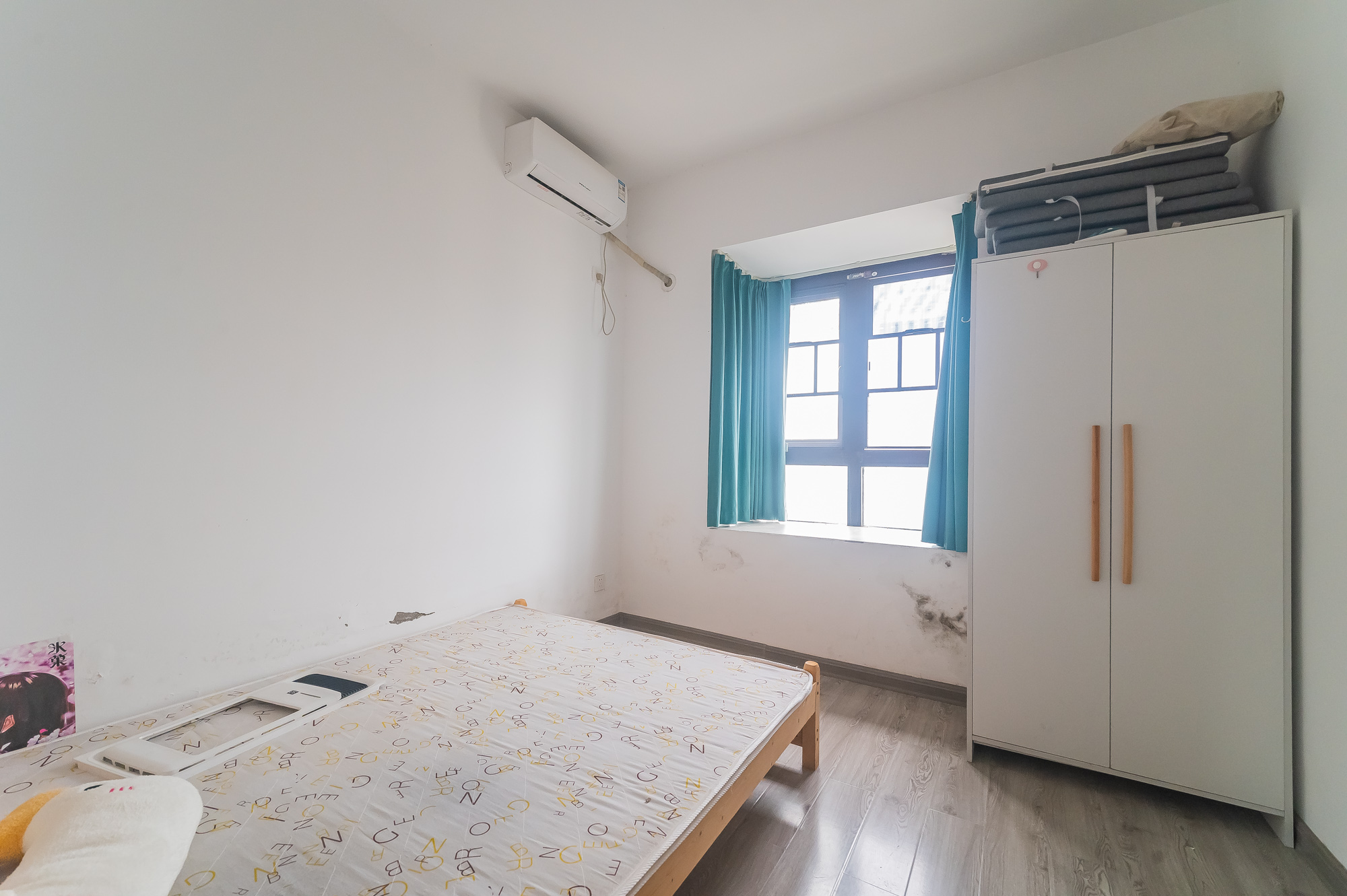 尚鑫海悦(新长海尚海城) 4室2厅2卫 96.0万 尚鑫海悦(新长海尚海城) 4室2厅2卫 96.0万卧室