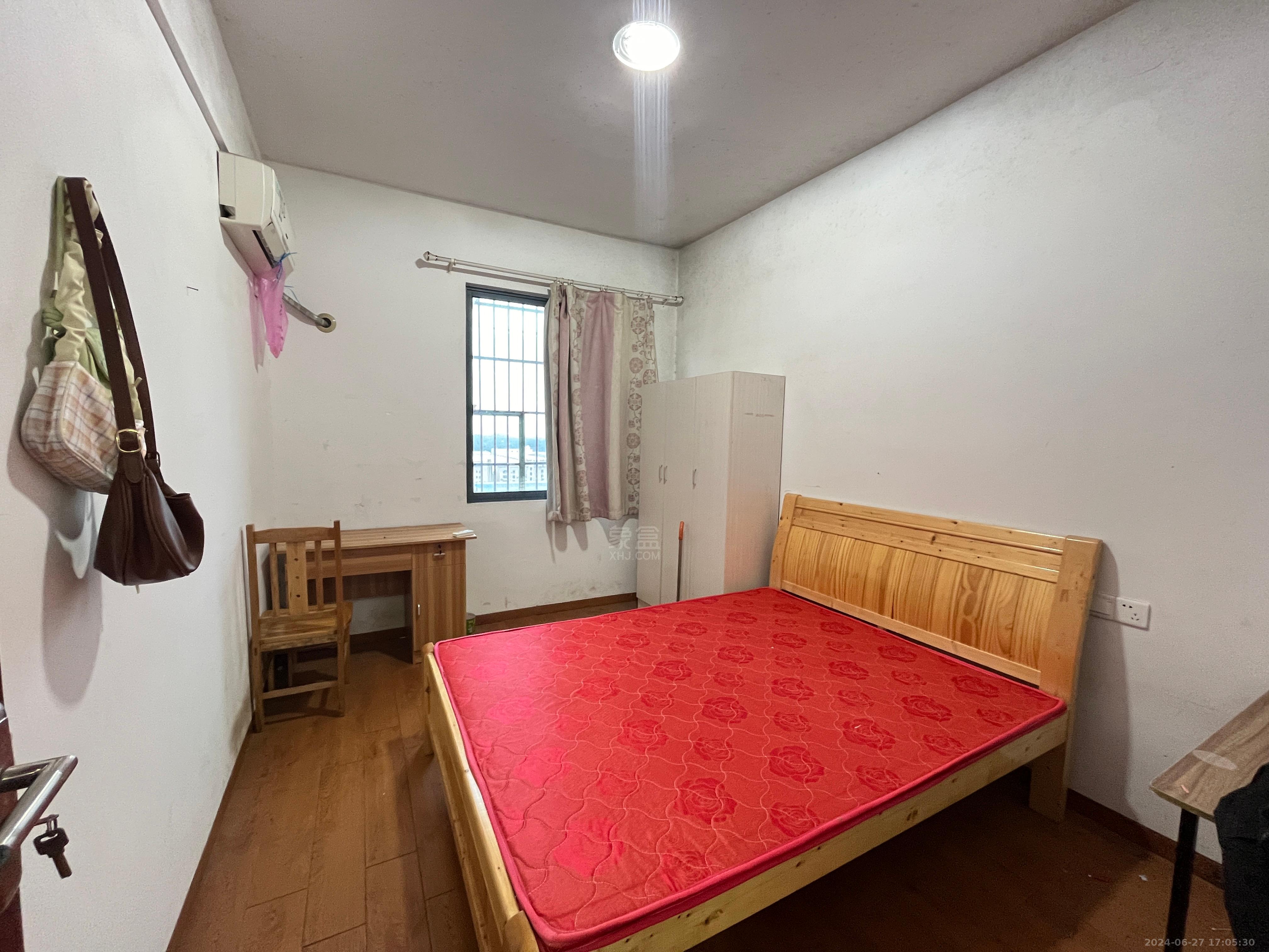 时代新城（翰林府）  2室2厅1卫   1400.00元/月室内图