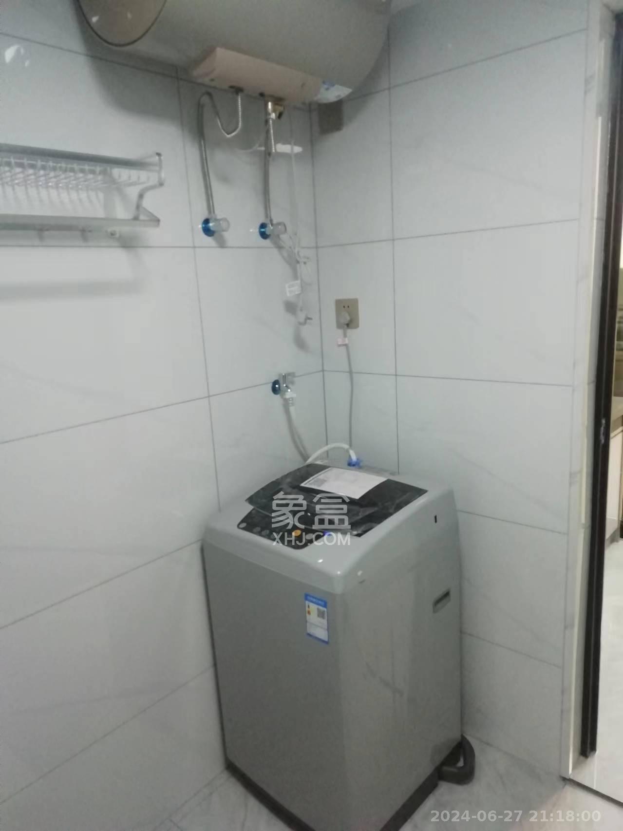 和康园小区  1室1厅1卫   1400.00元/月室内图