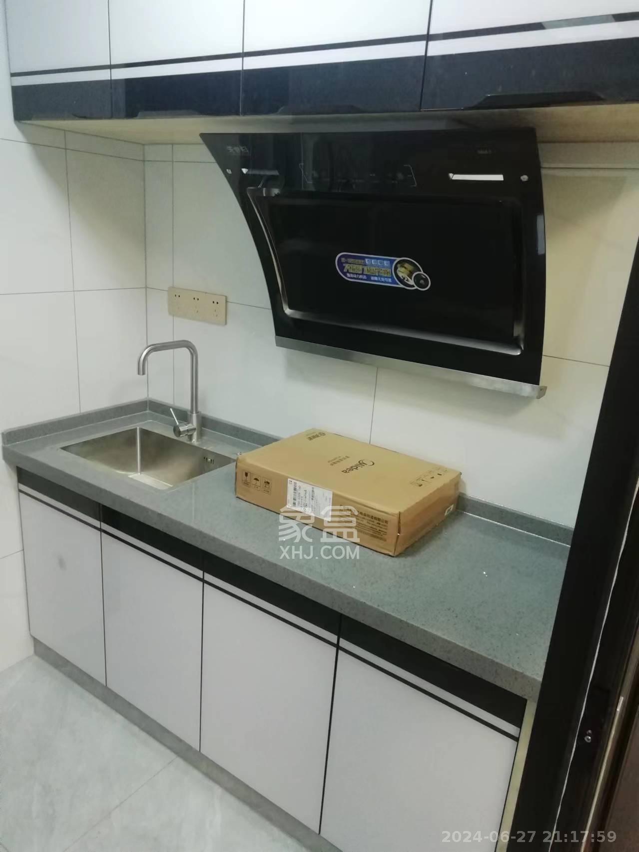 和康园小区  1室1厅1卫   1400.00元/月室内图