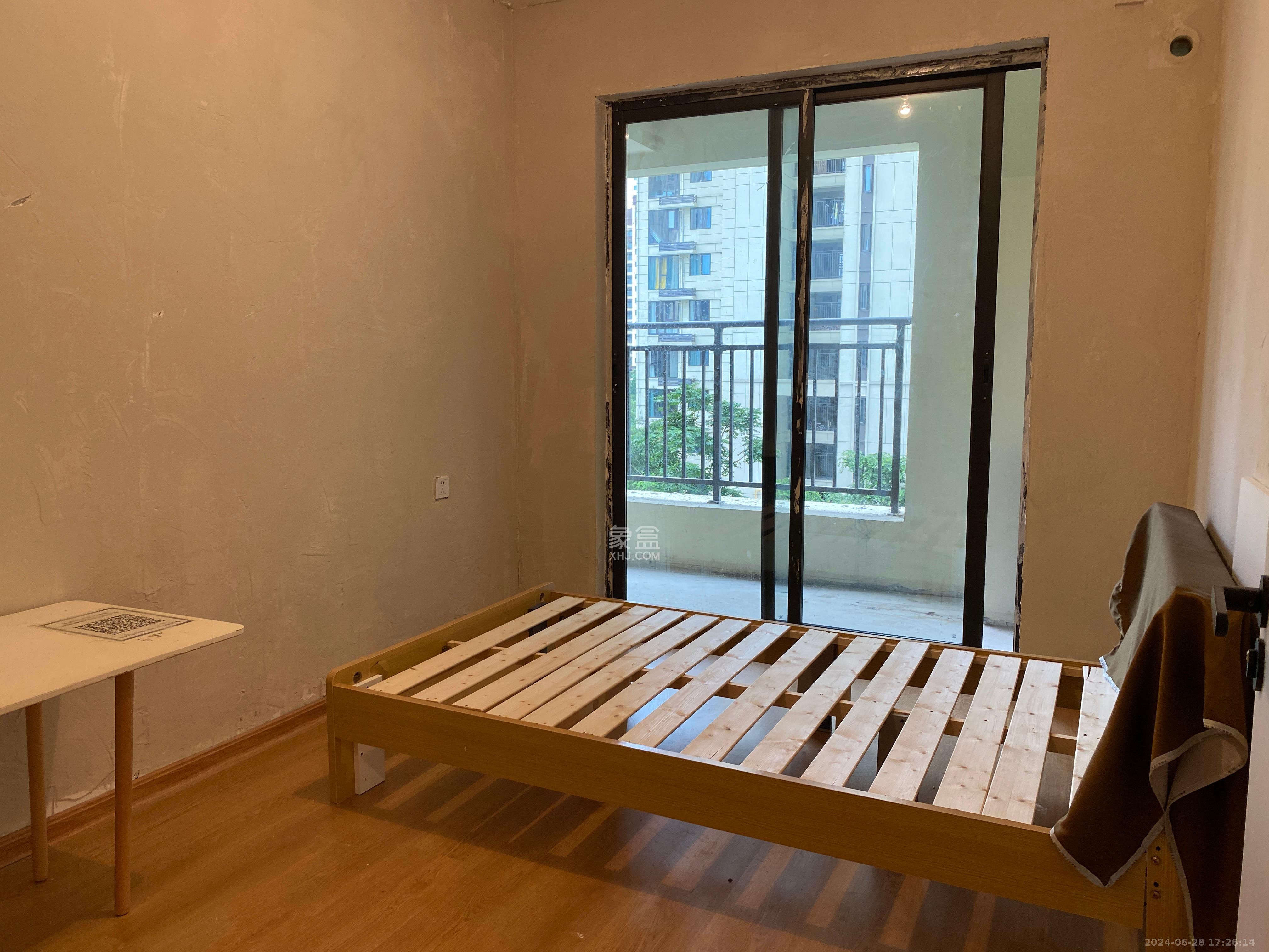 旭辉国悦府  3室2厅2卫   1500.00元/月室内图
