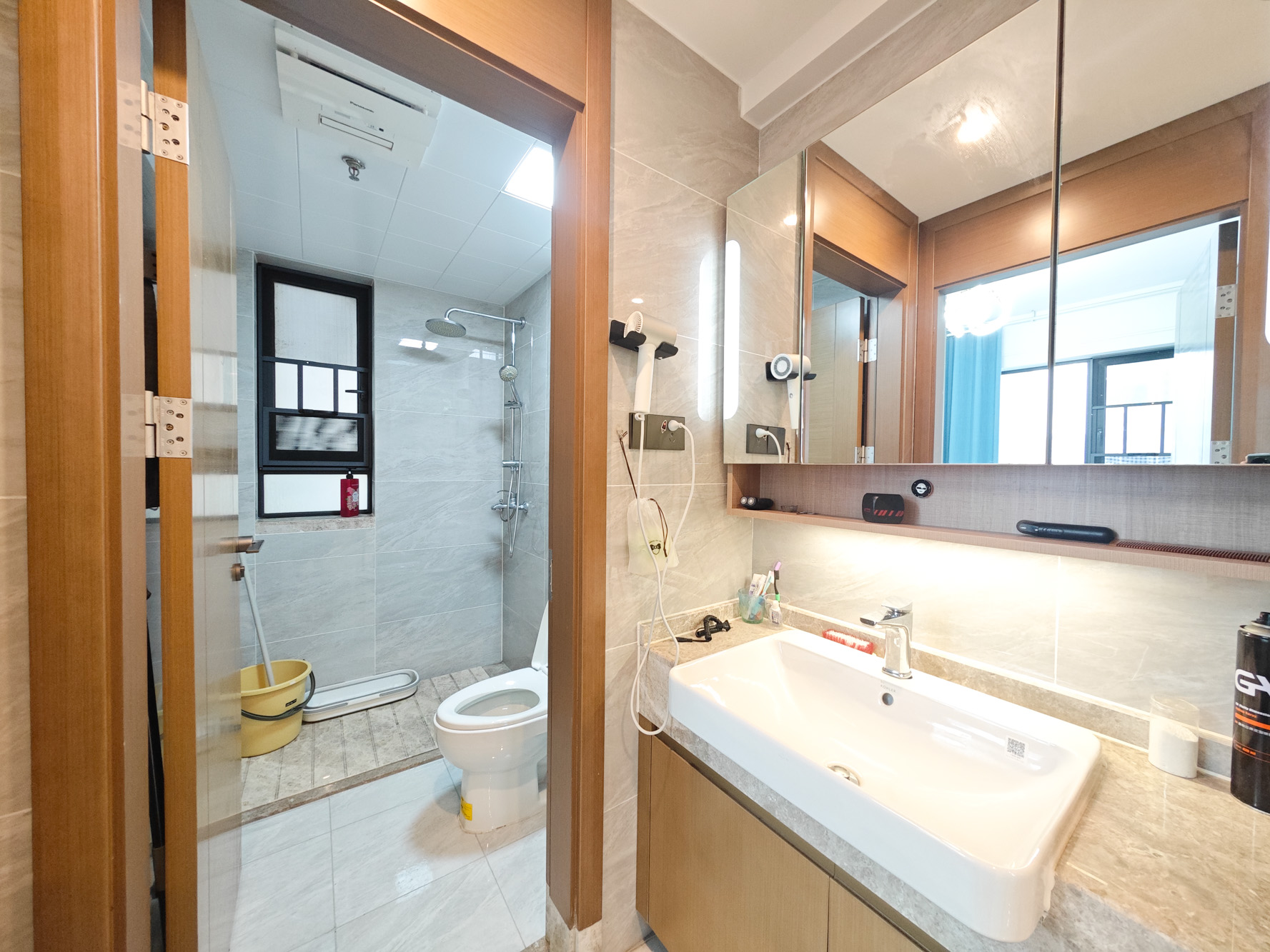 万科魅力之城天阔里  3室2厅2卫    125.0万卫生间