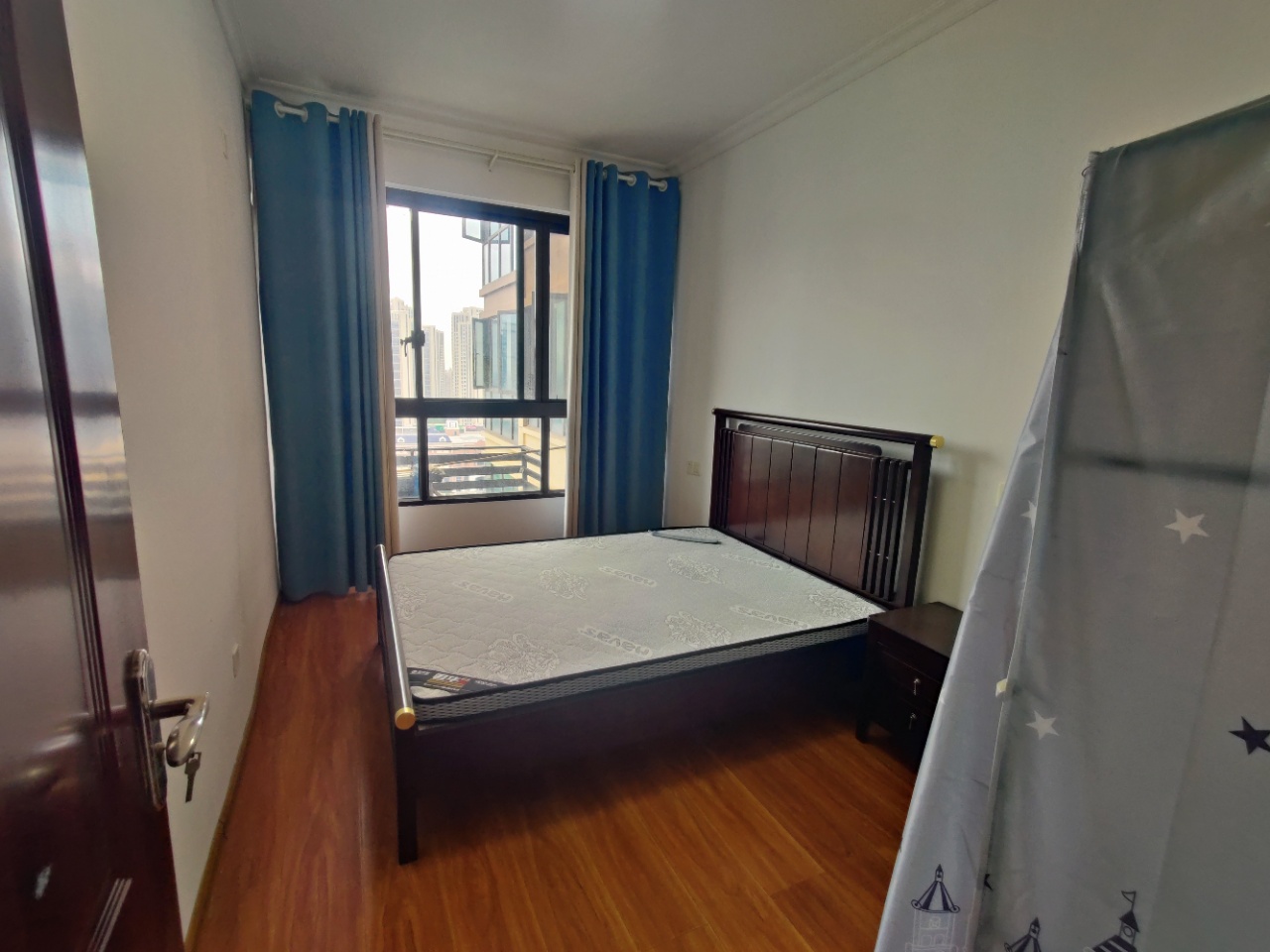 金轮翡翠名园 3室2厅2卫 78.80万 金轮翡翠名园 3室2厅2卫 78.80万室内图