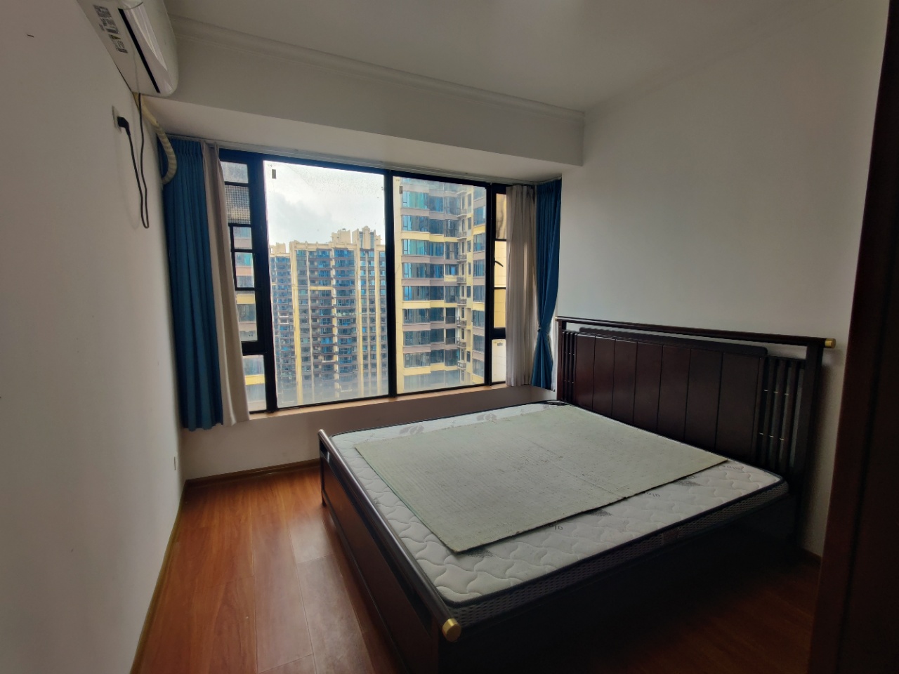 金轮翡翠名园 3室2厅2卫 78.80万 金轮翡翠名园 3室2厅2卫 78.80万室内图