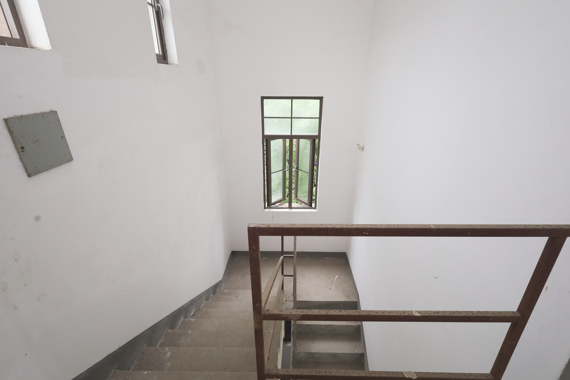 万业巴厘岛 5室3厅1卫 320.0万 万业巴厘岛 5室3厅1卫 320.0万其他