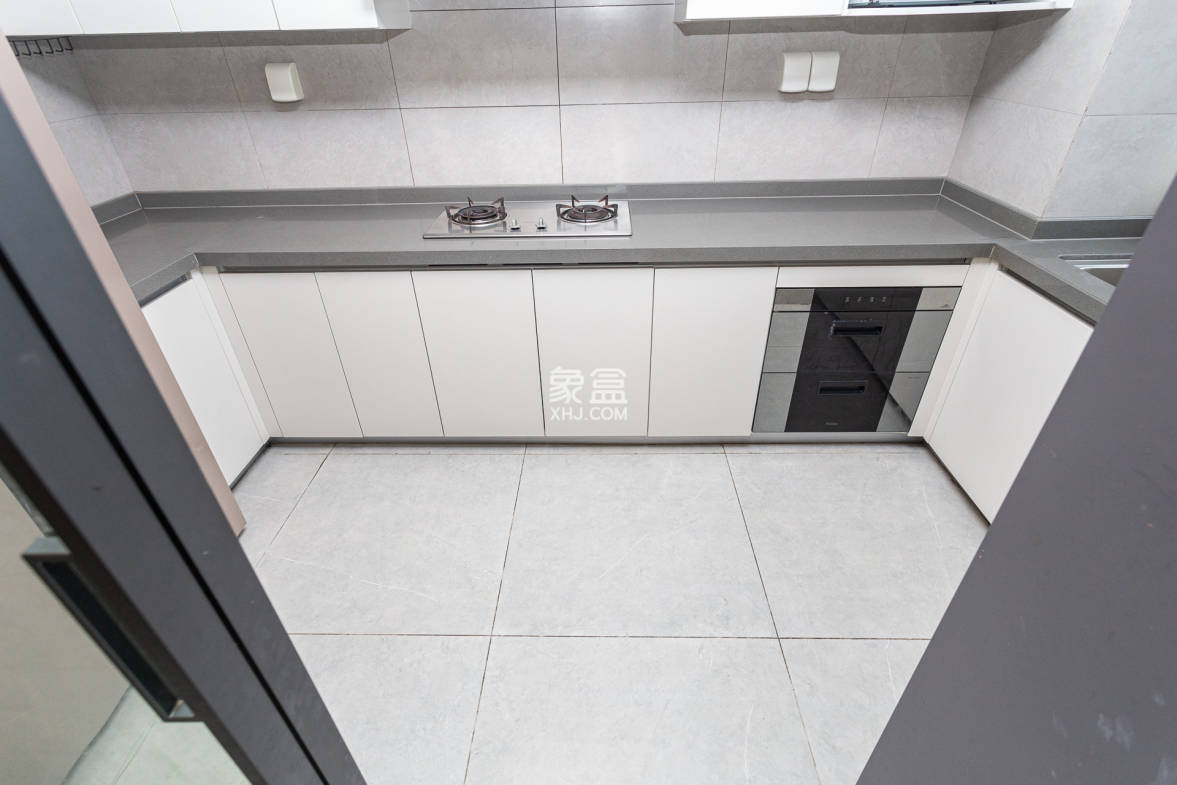 时代倾城.时代遇见 4室2厅2卫 180.4万 时代倾城.时代遇见 4室2厅2卫 180.4万厨房