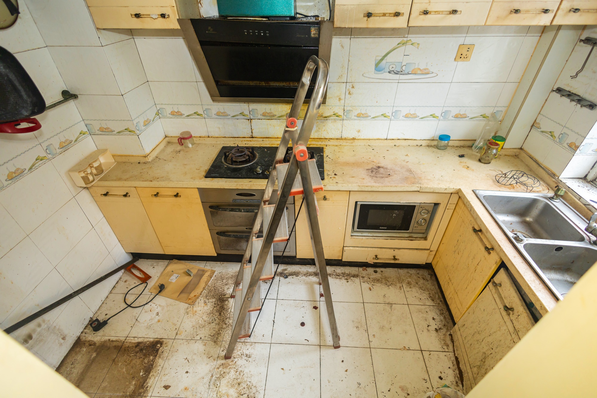 山水人家一二期 3室2厅2卫 75.0万 山水人家一二期 3室2厅2卫 75.0万厨房