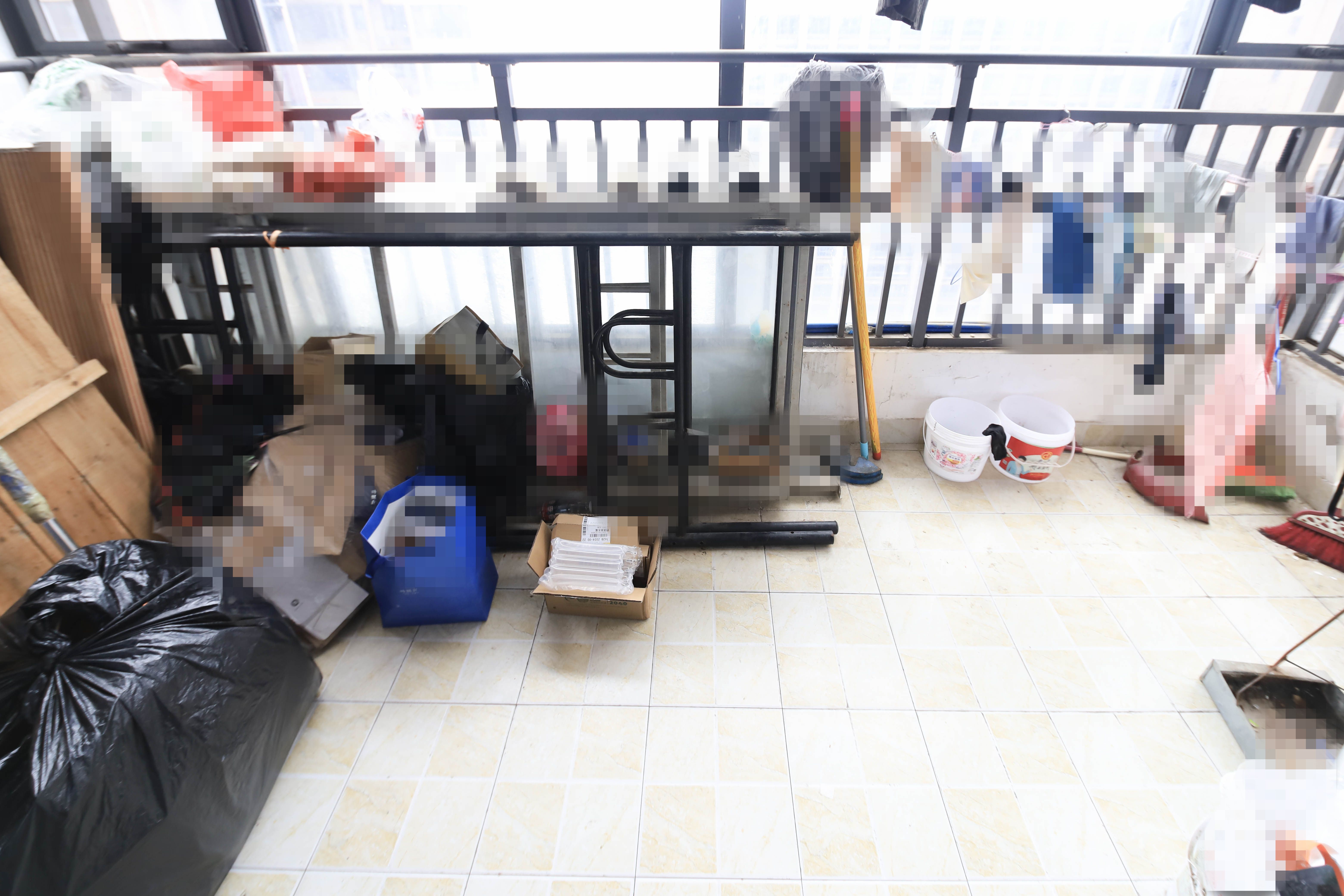 潇湘名城(新里程潇湘名城)  4室2厅2卫   155.00万阳台