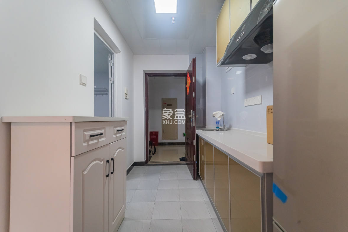 中建悦和城  1室1厅1卫    23.5万 中建悦和城  1室1厅1卫    23.5万厨房