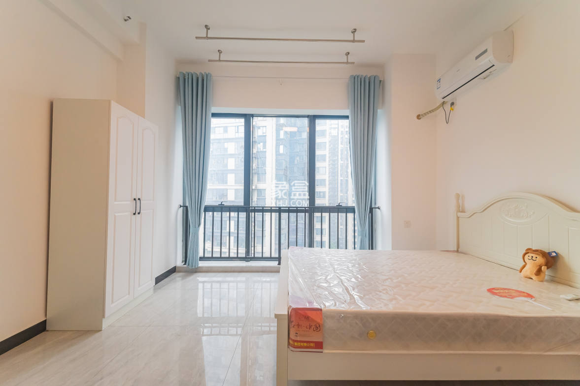 中建悦和城  1室1厅1卫    23.5万 中建悦和城  1室1厅1卫    23.5万卧室