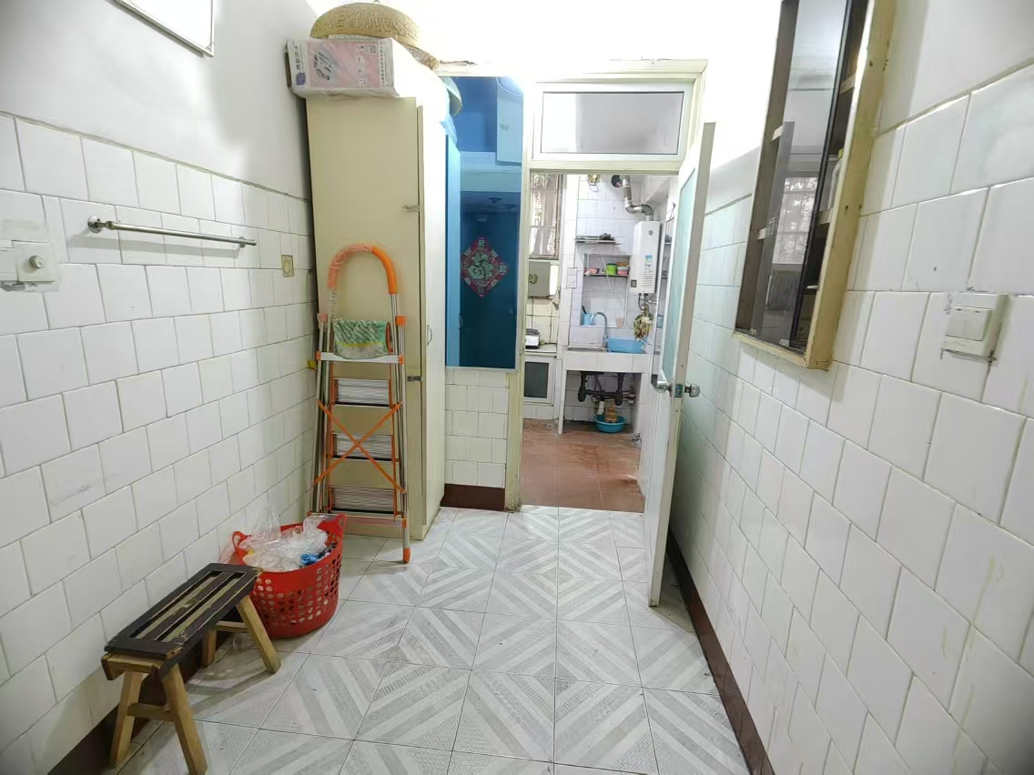 北山一村 1室0厅0卫 16.0万 北山一村 1室0厅0卫 16.0万室内图