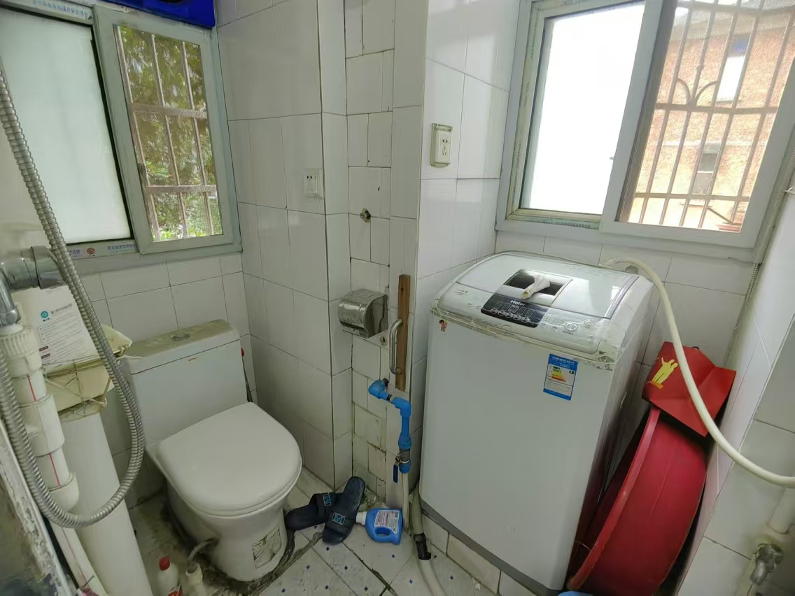 北山一村 1室0厅0卫 16.0万 北山一村 1室0厅0卫 16.0万室内图