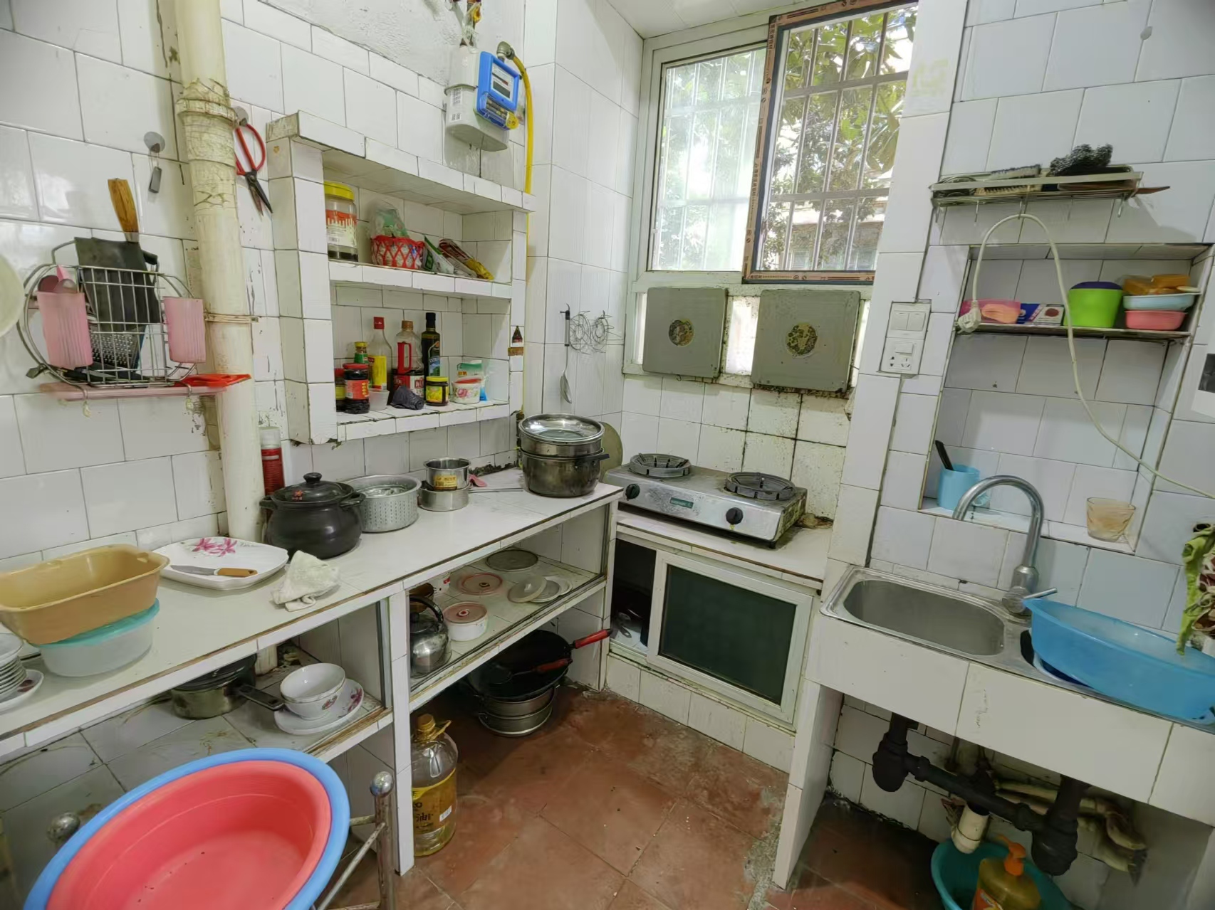 北山一村 1室0厅0卫 16.0万 北山一村 1室0厅0卫 16.0万室内图